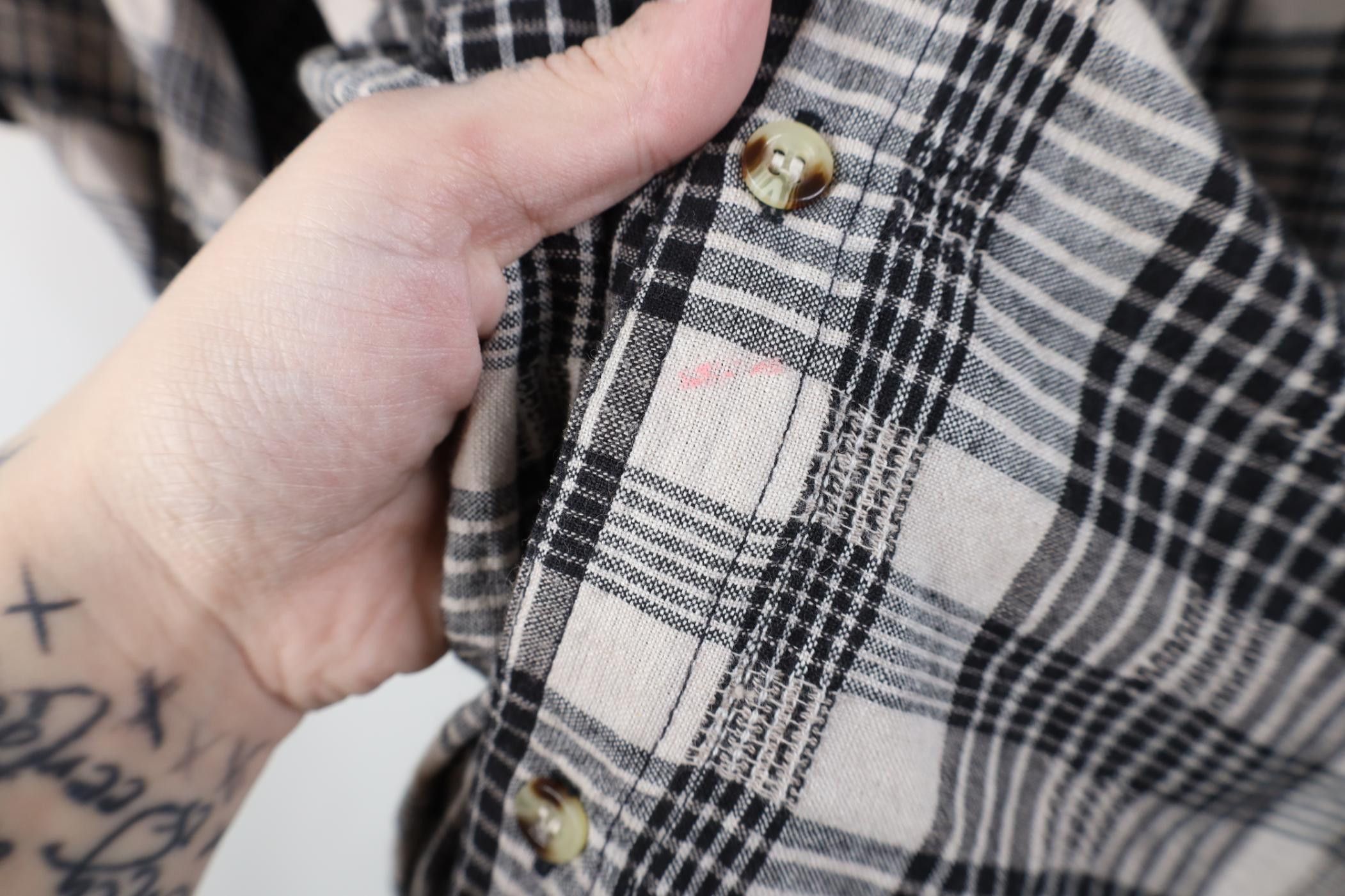 Vintage Vintage 90s Streetwear Short Sleeve Band Collar Button Shirt Size US XL / EU 56 / 4 - 4 Thumbnail