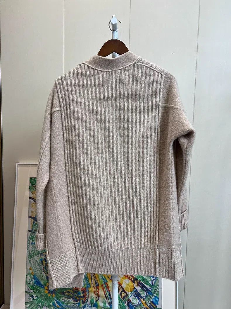 Hermes Hermes Solid color knitted cardigan jacket Size XXS / US 00 / IT 34 - 2 Thumbnail