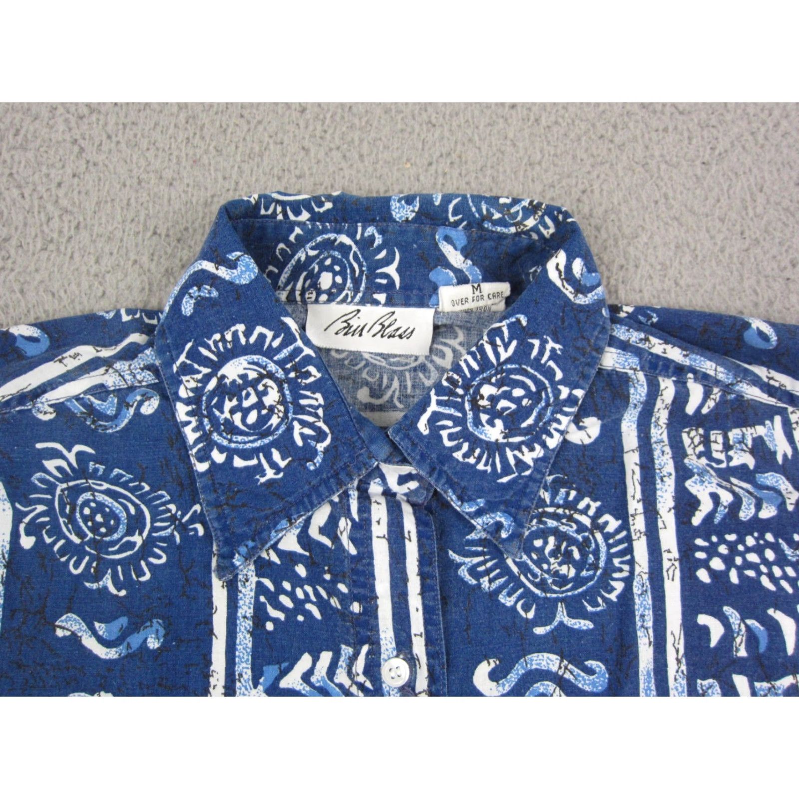 Bill Blass VINTAGE Bill Blass Shirt Mens Medium Blue White Abstract Tribal Cotton Hawaiian Shirt Size US M / EU 48-50 / 2 - 4 Thumbnail