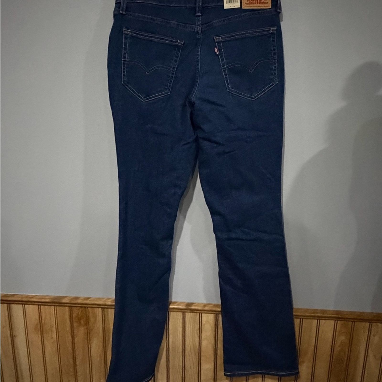 Levi's NWT Levi’s 725 High Rise Bootcut Jeans Stellar Stretch 31x32 Size 31" - 2 Thumbnail