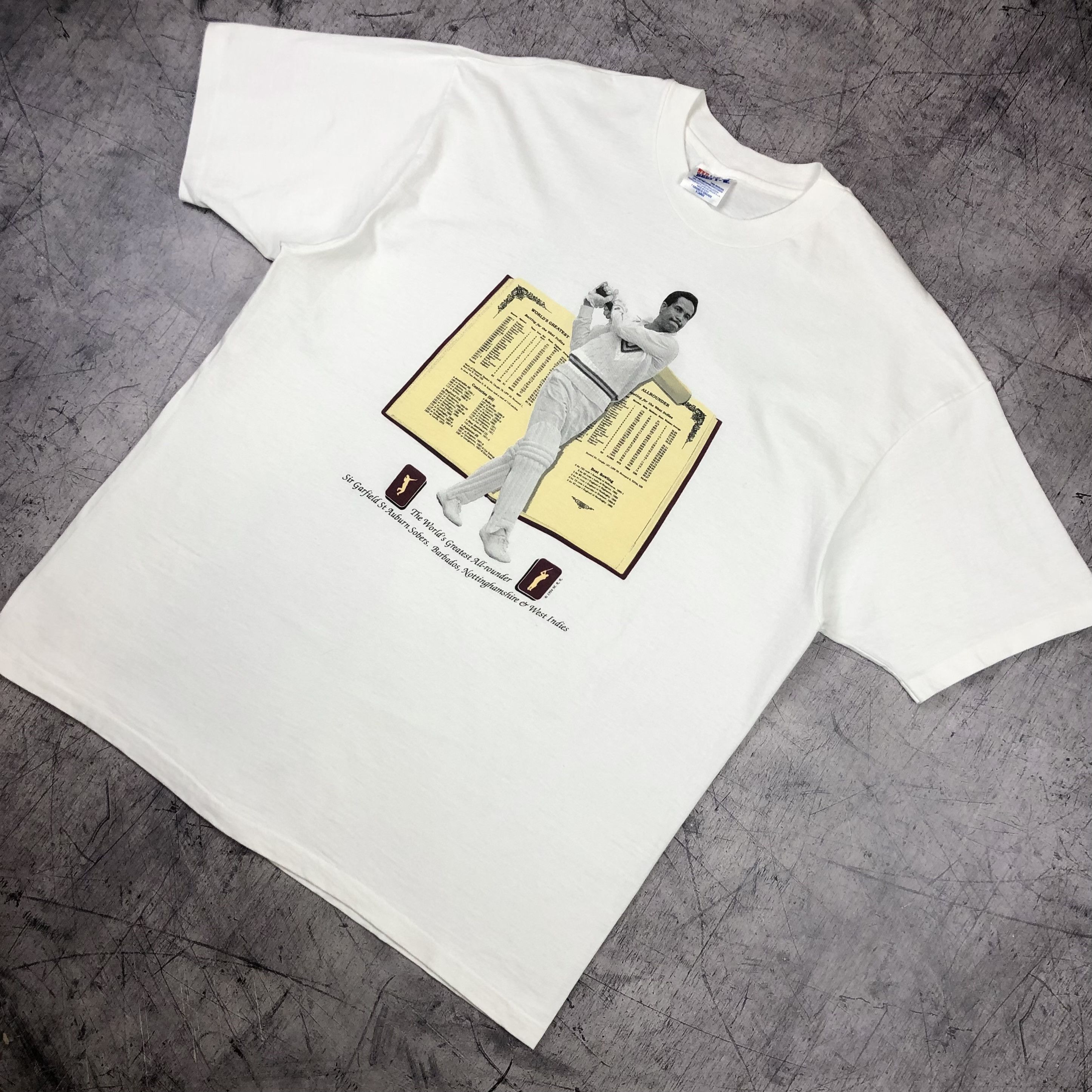 Vintage 1994 Cricket Worlds Greatest Allrounder Tee Size US XL / EU 56 / 4 - 5 Thumbnail