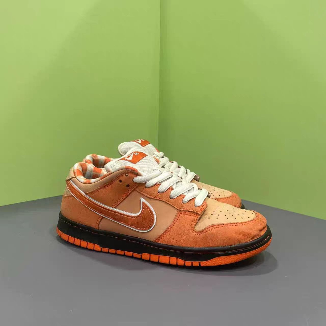 Nike Concepts x Nike SB Dunk Low Orange Lobster K15 Size US 8 / EU 41 - 3 Thumbnail