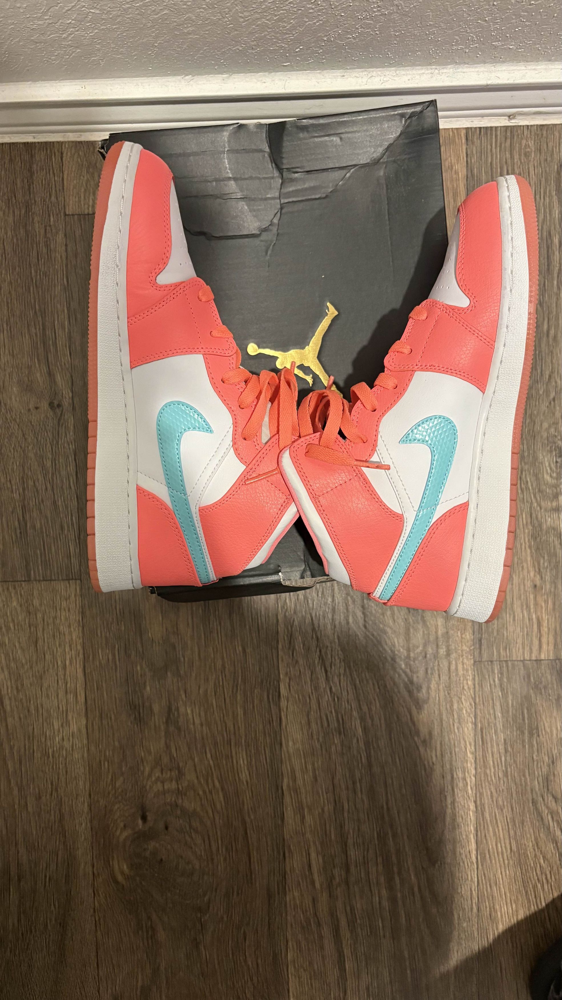 Jordan Brand AIR Jordan 1 Mid GG 'Crimson Pulse' 7Y Size US 7 / IT 37 - 4 Thumbnail