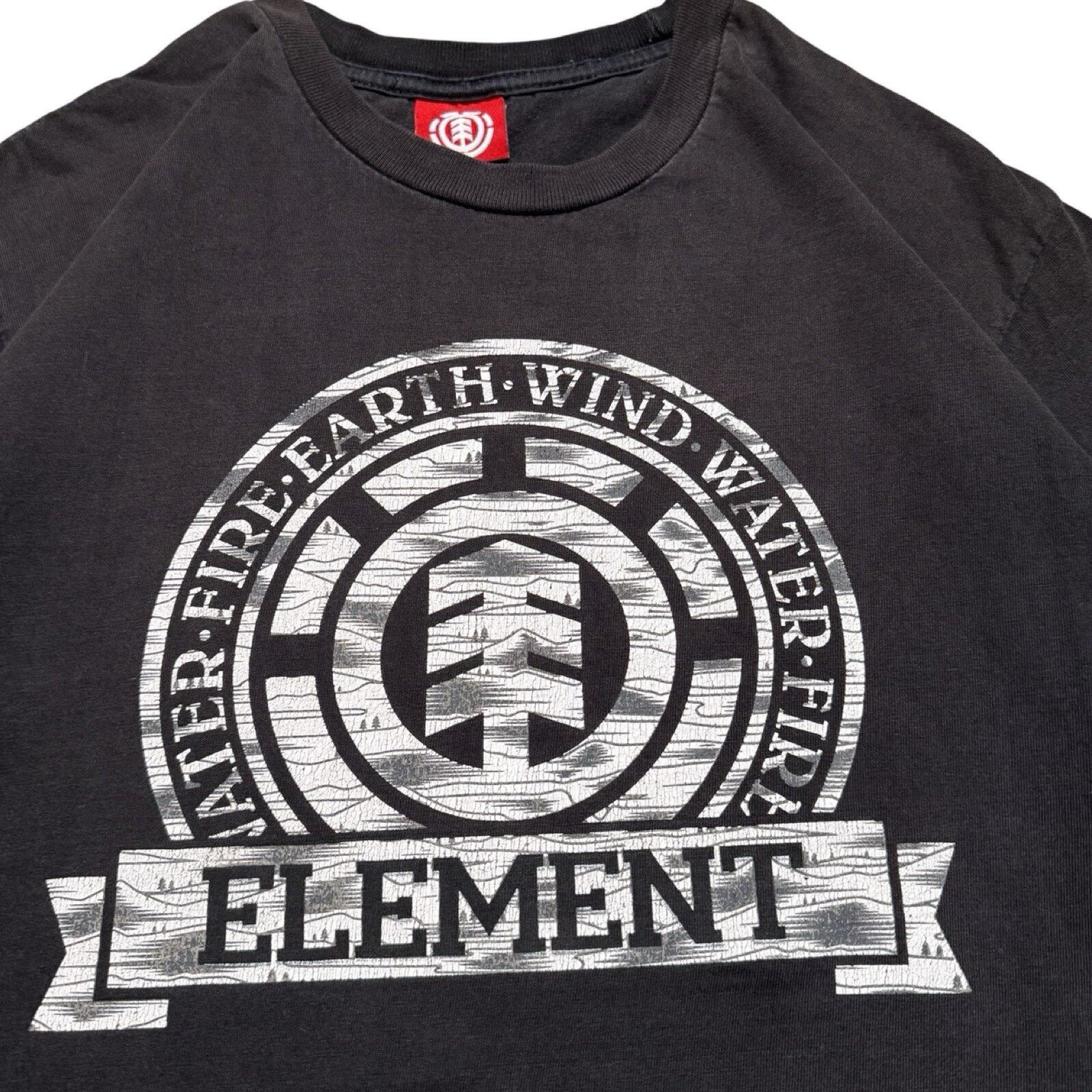 Element Vintage Element Skateboards Faded Black Graphic T Shirt M Size US M / EU 48-50 / 2 - 2 Thumbnail