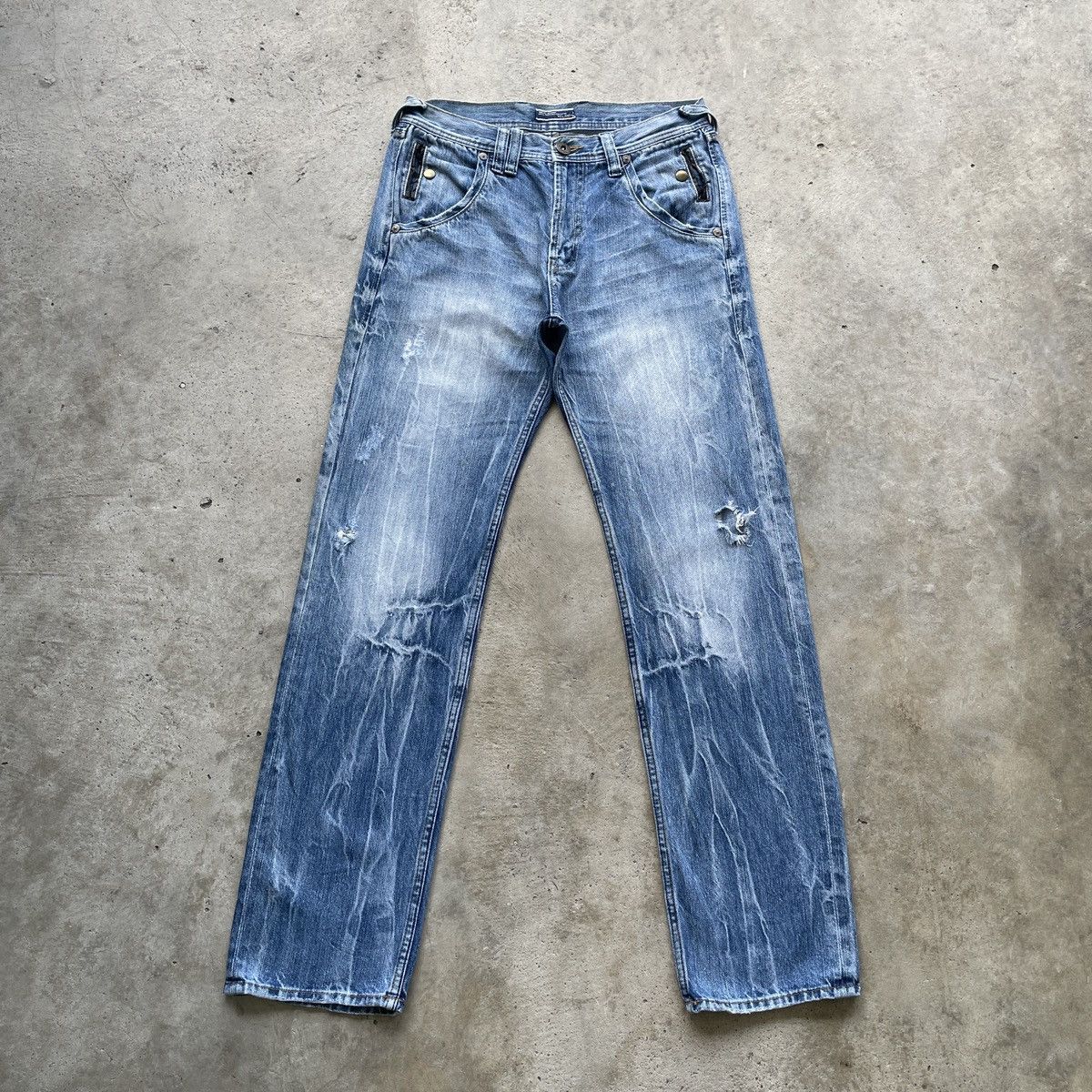 Japanese Brand W31 Vintage Japanese Distressed Faded Jeans Rare Denim Pants Size US 31 - 1 Thumbnail