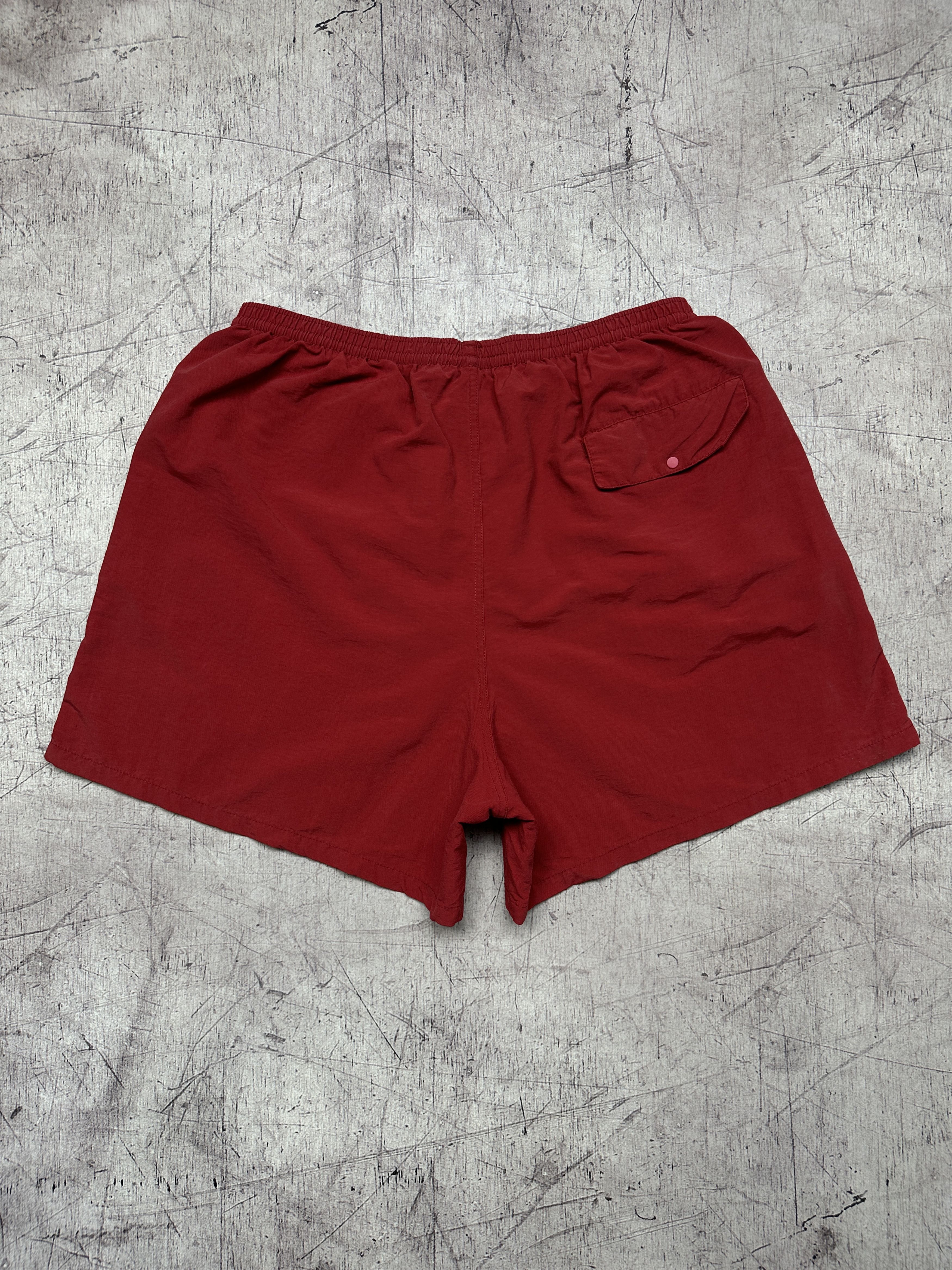Patagonia Patagonia Vintage Mens Nylon Shorts Size US 32 / EU 48 - 8 Thumbnail