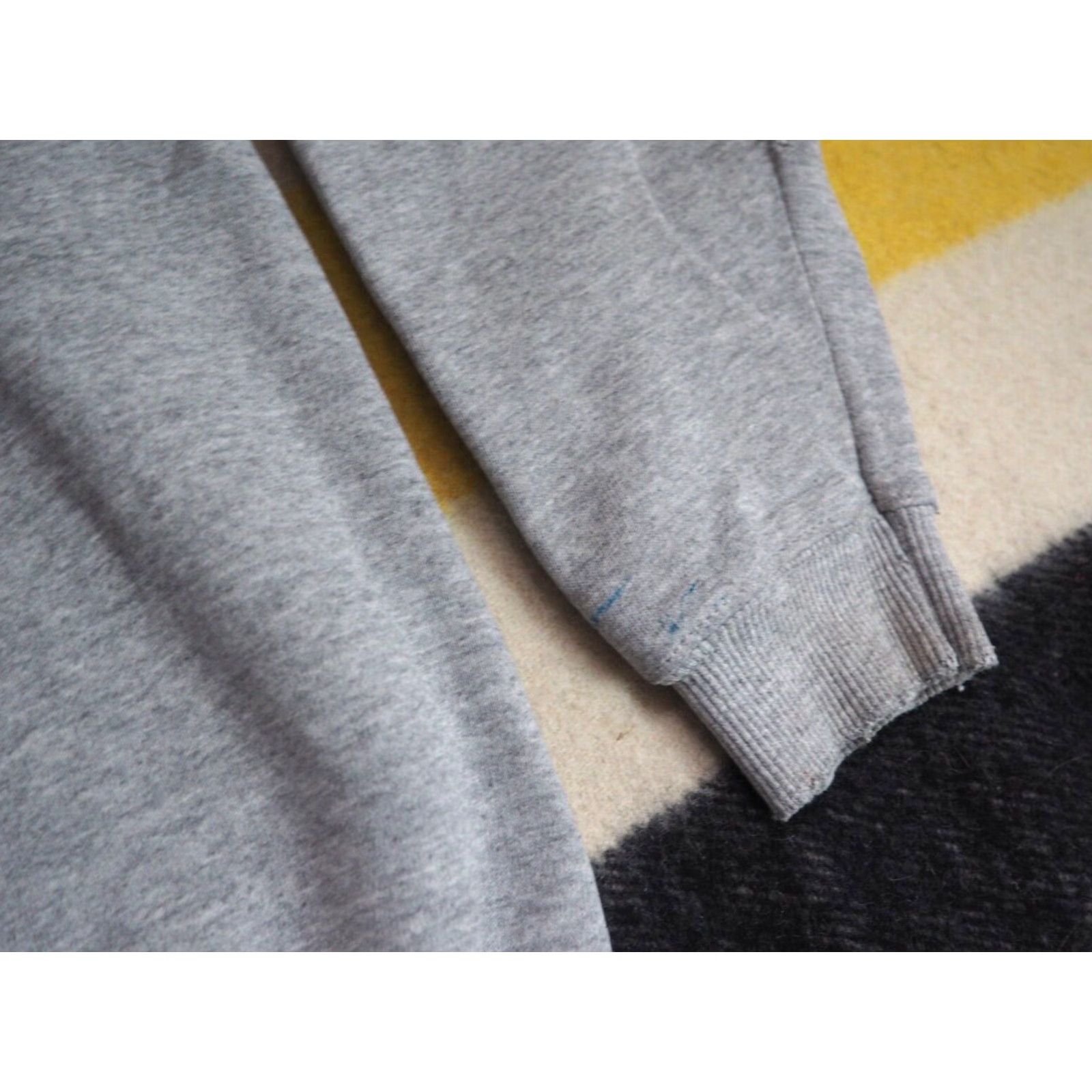 Gildan VINTAGE Gildan University Tennessee Sweatshirt Pullover Gray 90s Crew Neck Long Sleeve L Men Basketball Logo Embroidered Durables Size US L / EU 52-54 / 3 - 7 Thumbnail