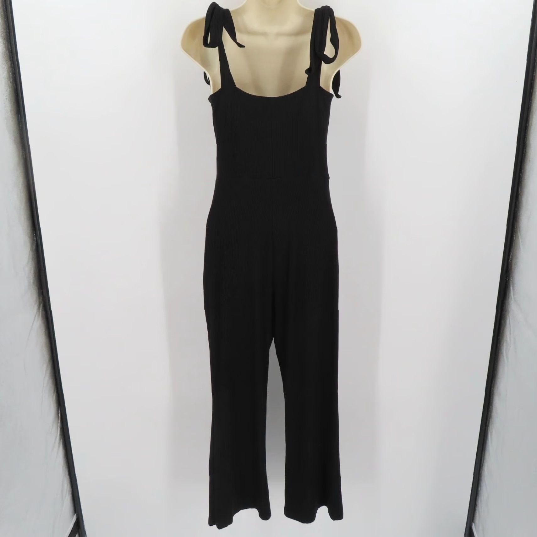 Reformation Reformation Jumpsuit One-Piece Women Ribbed Square Neck Medium Black Size 32" / US 10 / IT 46 - 4 Thumbnail