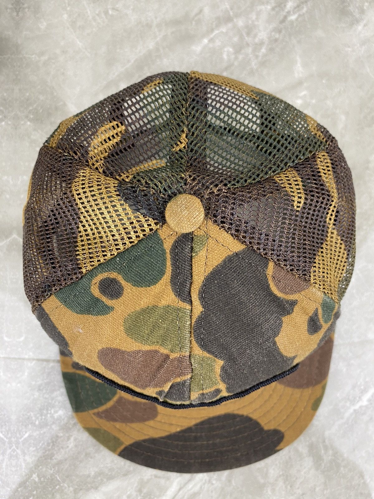 Vintage Vintage Army Camo Trucker Hat Size ONE SIZE - 10 Thumbnail