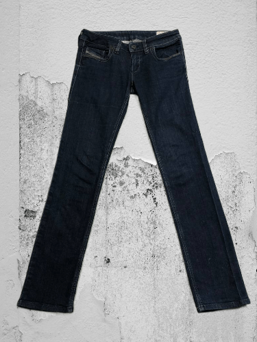 Diesel Diesel LOWKY Jeans Size 27" / US 4 / IT 40 - 1 Thumbnail