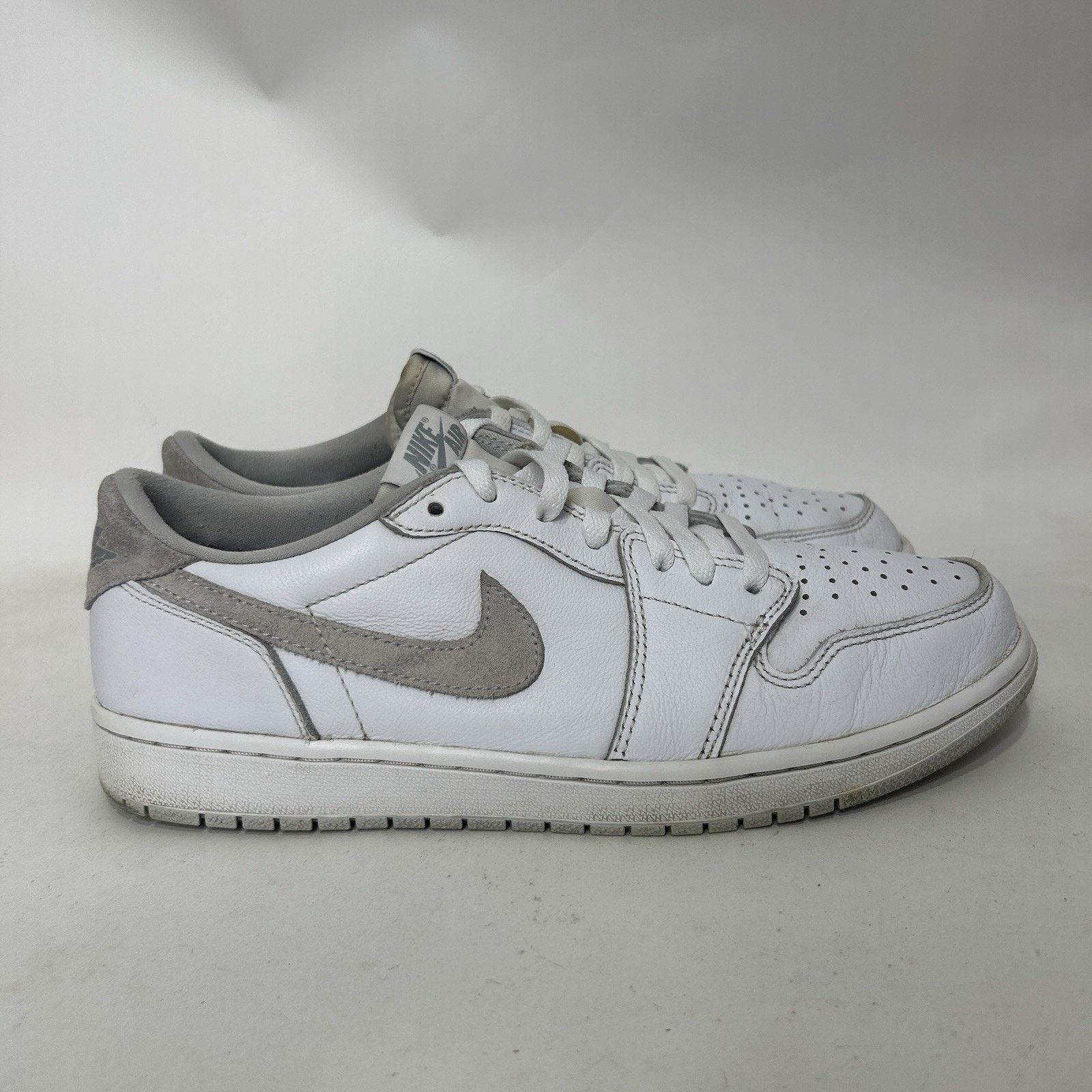 Jordan Brand Nike Air Jordan 1 Low OG “Neutral Gray” 2021 CZ0790-100 Size US 10.5 / EU 43-44 - 4 Thumbnail
