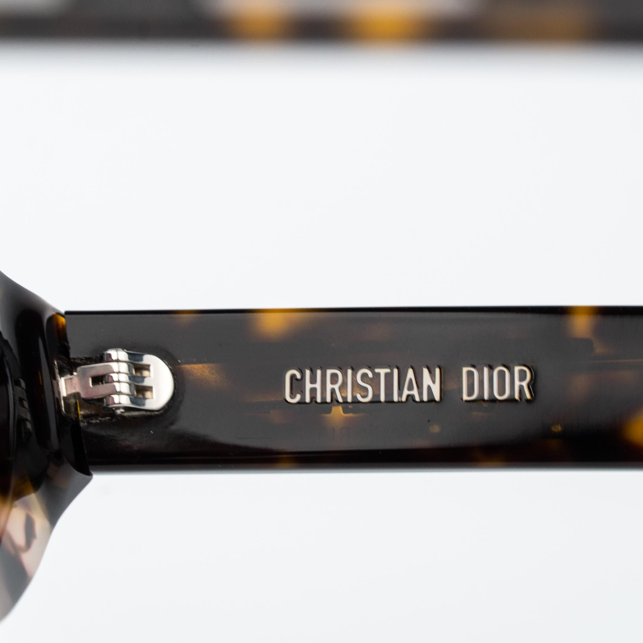Dior Dior Women Sunglasses DIORSIGNATURE B5I 25D0 NEW AUTHENTIC Size ONE SIZE - 7 Thumbnail