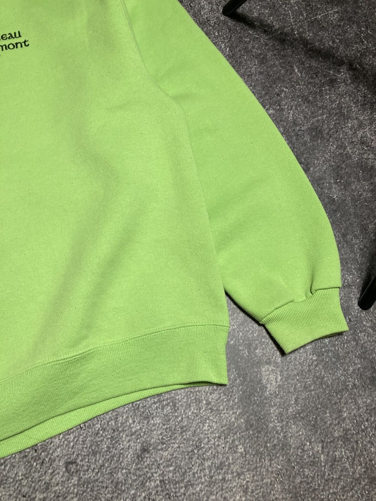 Vintage Vintage Chateau Marmont Embroidered Sweatshirt Green USA Size US XL / EU 56 / 4 - 3 Thumbnail