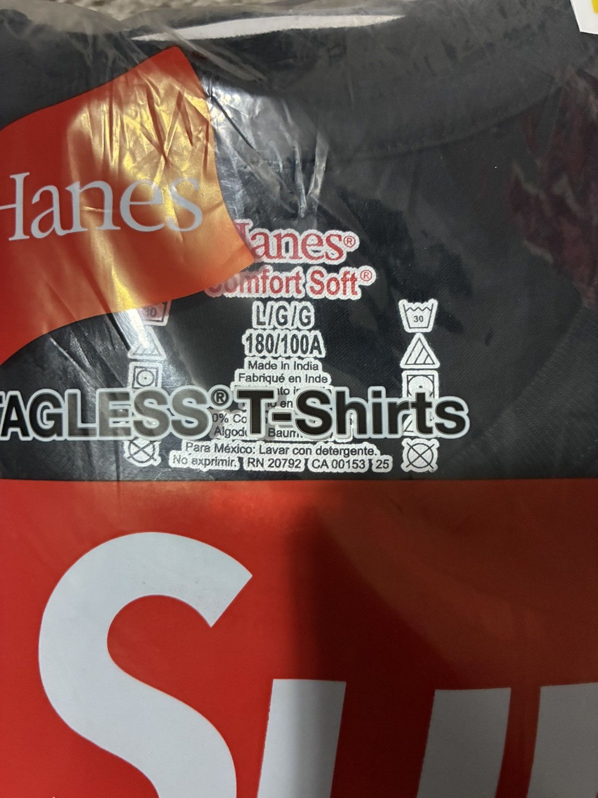 Hanes × Supreme Supreme x Hanes Tagless Tee Black (3 Pack) Size US L / EU 52-54 / 3 - 3 Thumbnail