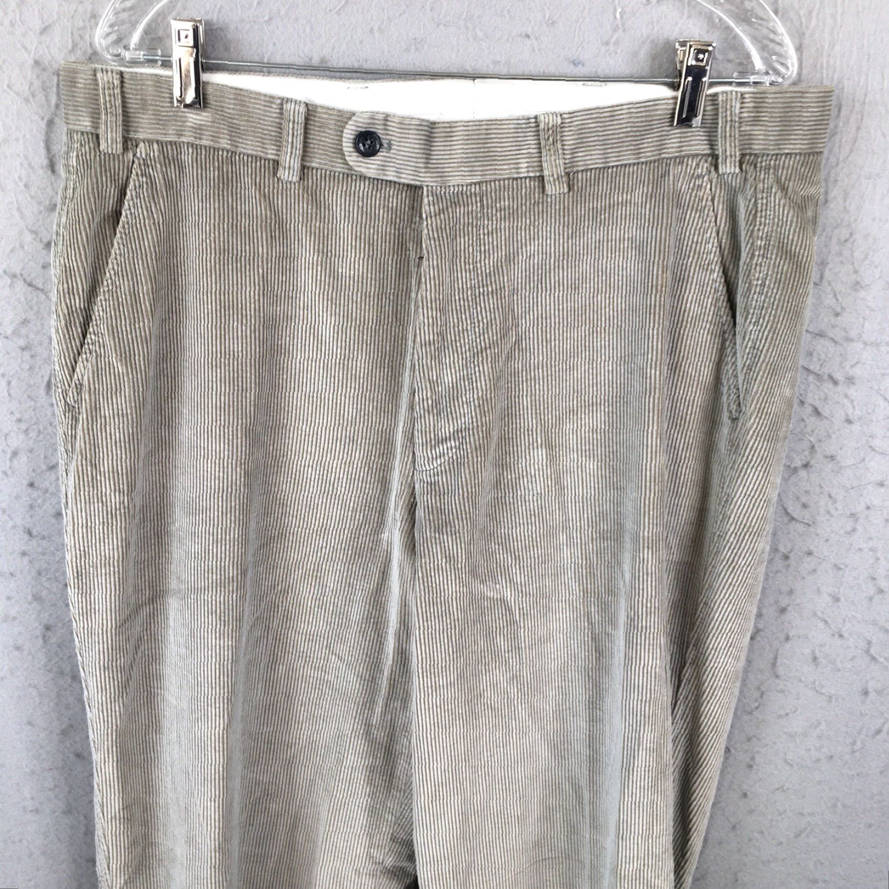 Vintage VINTAGE Bullock & Jones Pants Mens 36 Straight Leg Corduroy Grey Classic Regular Waist 36 Inseam 34 City Casual Business Travel WellMade Size US 36 / EU 52 - 6 Thumbnail