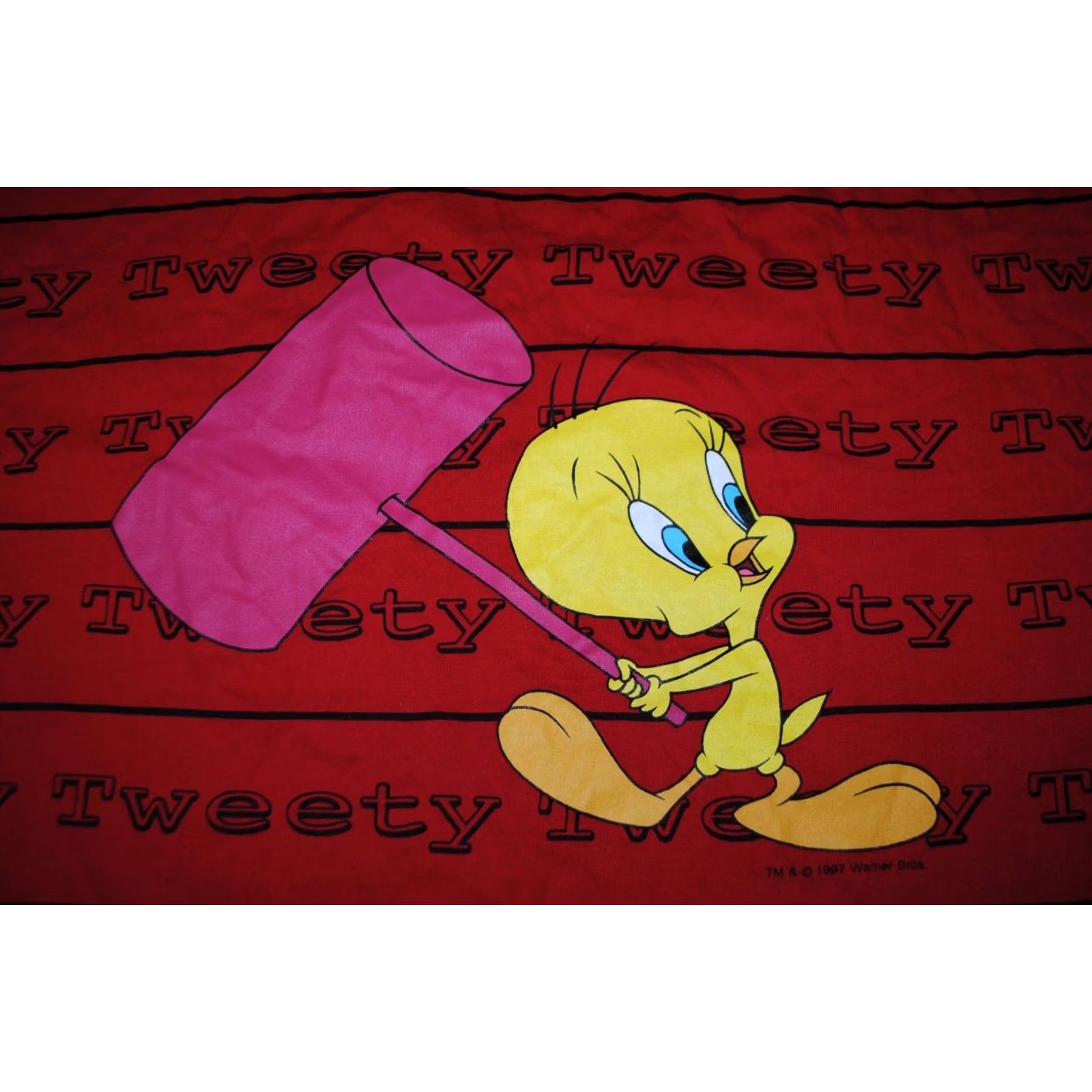 Vintage VINTAGE LOONEY TUNES SHIRT TWEETY BIRD COTTON RED SIZE LARGE Men Size US L / EU 52-54 / 3 - 2 Thumbnail