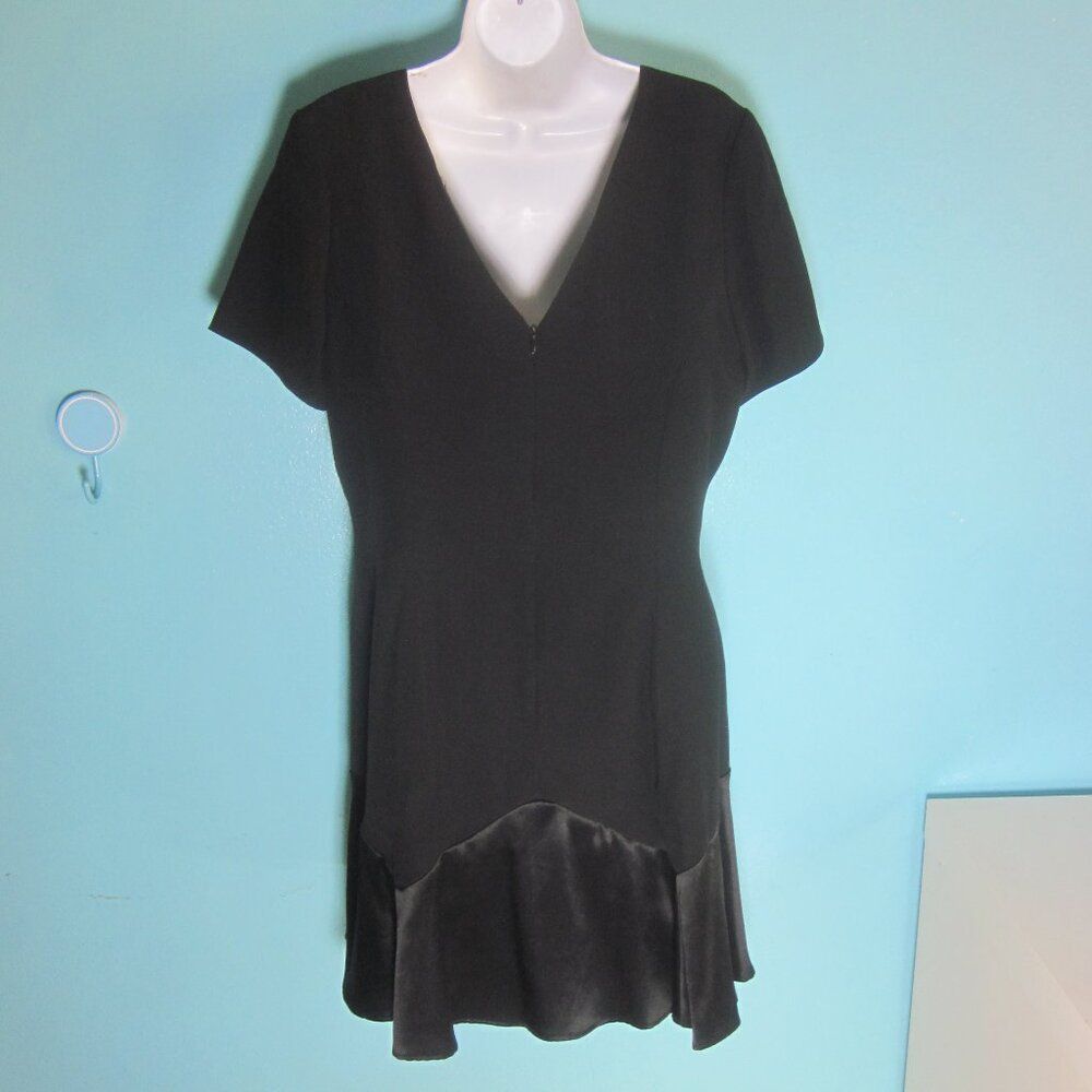 Vintage VINTAGE Jessica McClintock Black Mini Dress with Ruffle Hem Size L / US 10 / IT 46 - 5 Thumbnail
