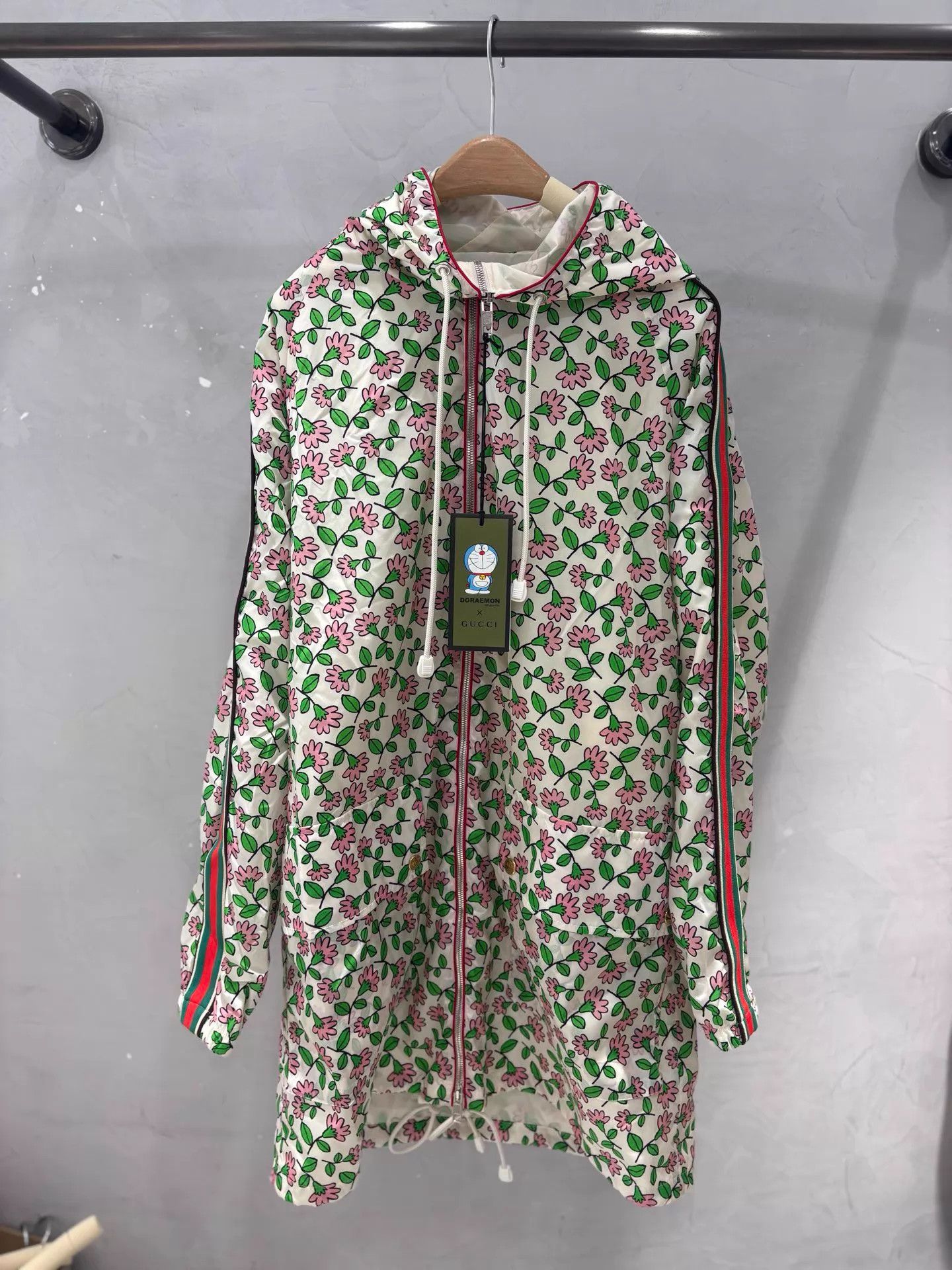 Gucci Gucci x Doraemon Floral Jacket Women's 38 Size XS / US 0-2 / IT 36-38 - 1 Thumbnail