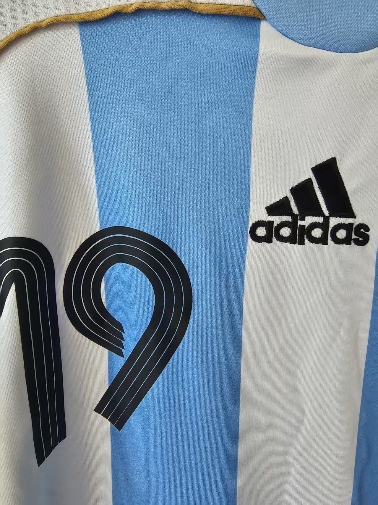 Other #19 Messi Jersey 2006 Argentina Home Size US XL / EU 56 / 4 - 5 Thumbnail