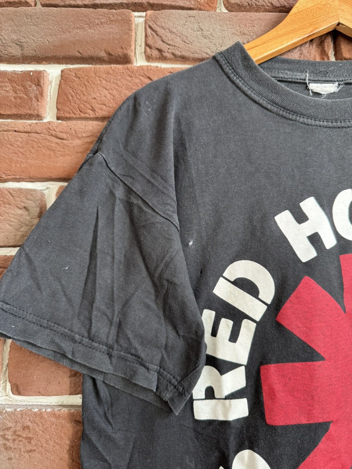 Band Tees 00s Red Hot Chilli Peppers I’m with you M Rock Band Tour Tee Size US M / EU 48-50 / 2 - 4 Thumbnail