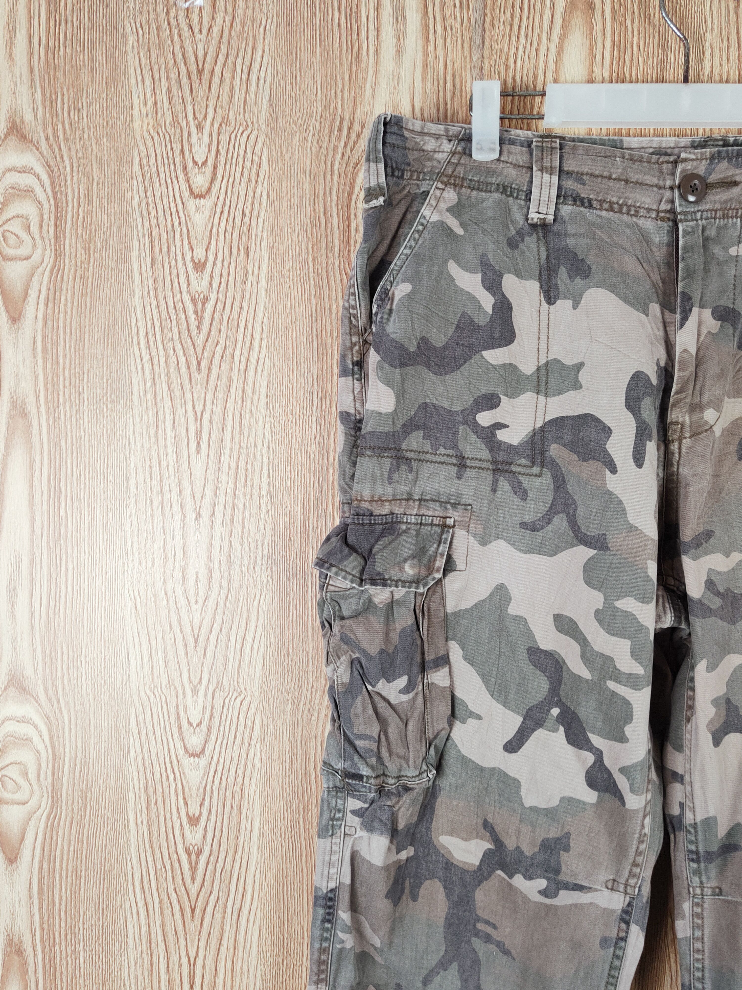 Japanese Brand DL Plusmore Camouflage Faded Multipocket Cargo Pants #S2775 Size US 36 / EU 52 - 3 Thumbnail