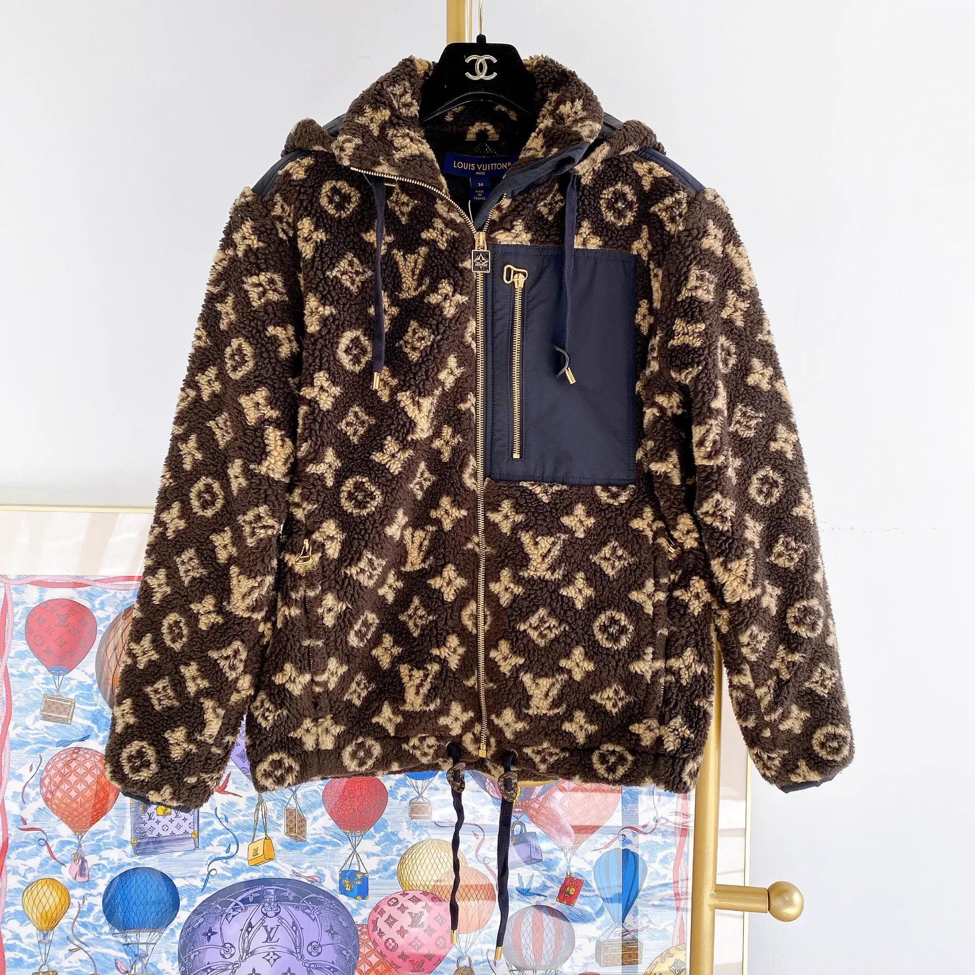 Louis Vuitton Louis Vuitton color blocked monogram teddy jacket 34 Size XS / US 0-2 / IT 36-38 - 3 Thumbnail