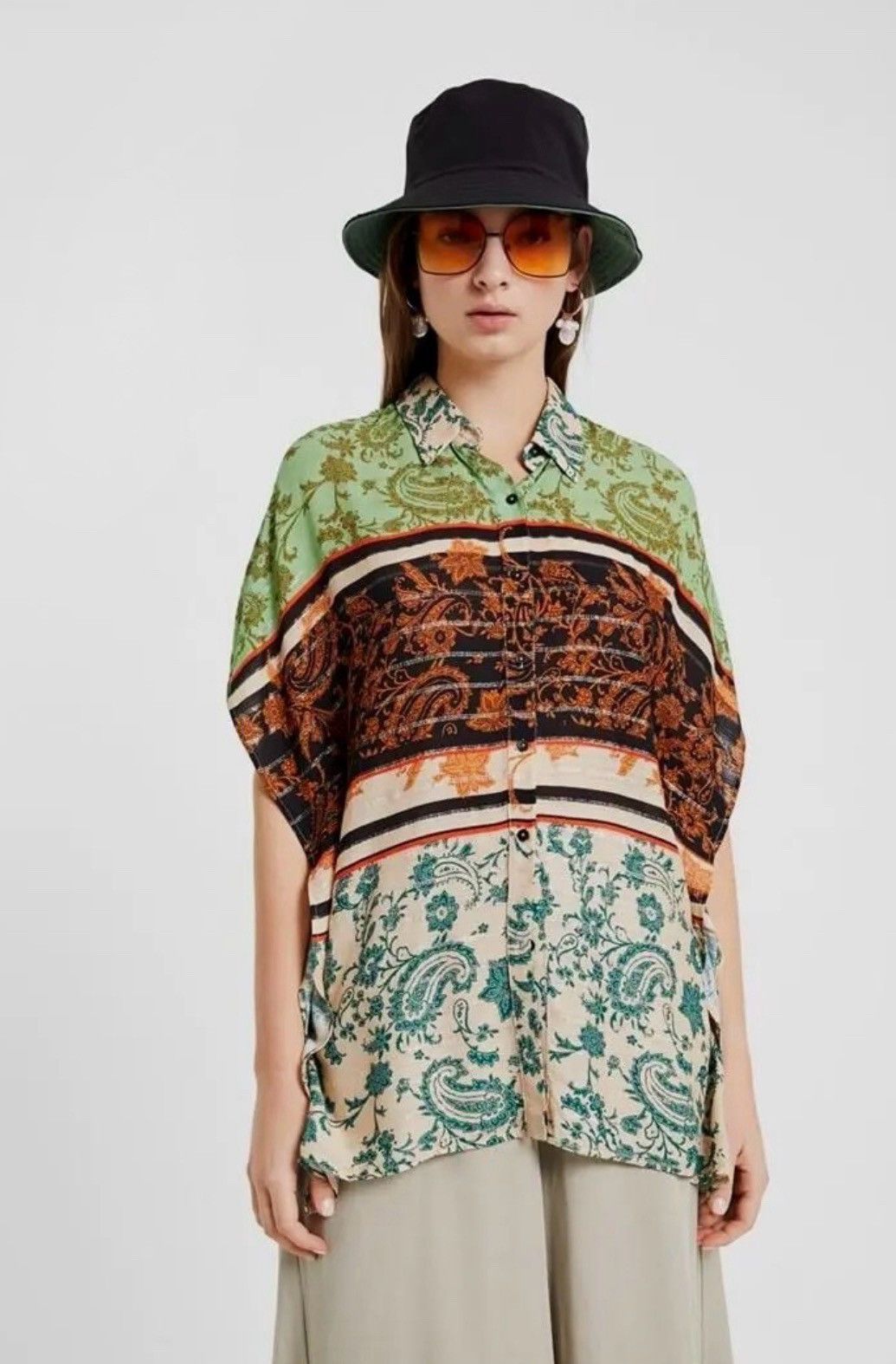 Desigual Desigual Oversized Paisley Floral Short Sleeve Shirt Blouse Size S / US 4 / IT 40 - 1 Thumbnail