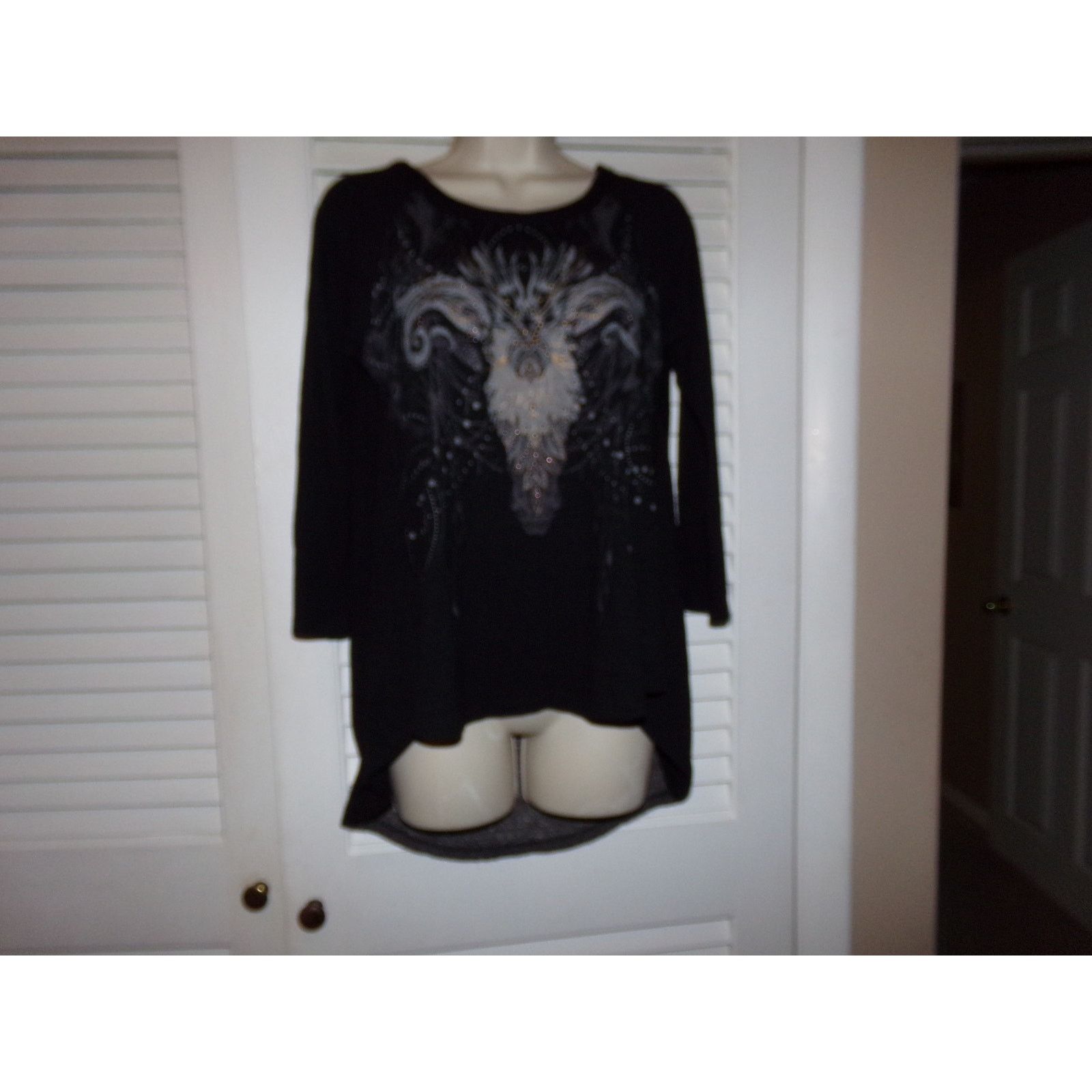 Miss Me Miss Me black high low embellished top S Excellent Size S / US 4 / IT 40 - 1 Thumbnail