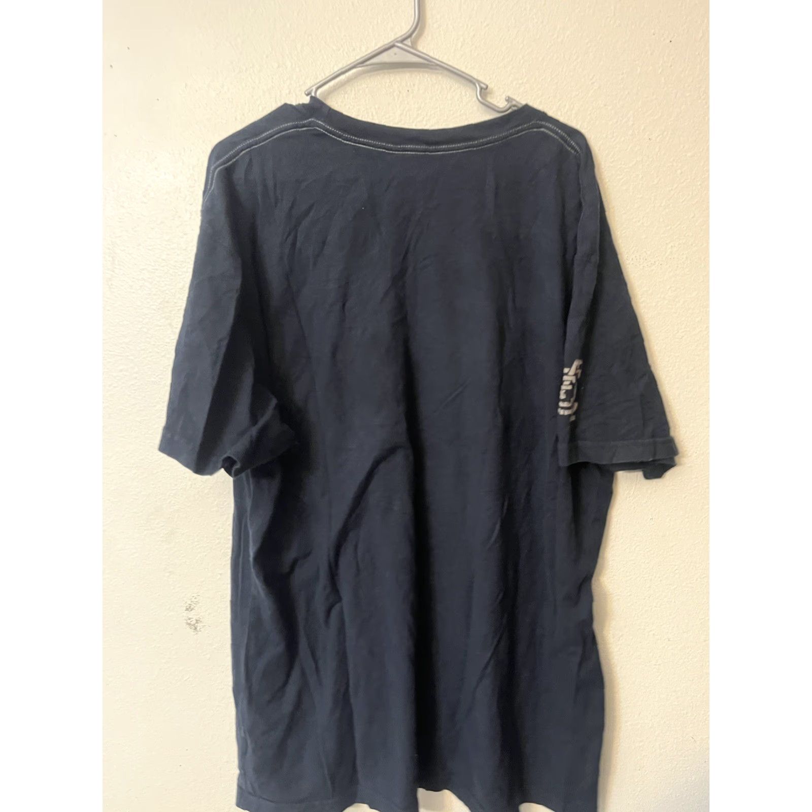 Marcs VINTAGE Marc Ecko Cut & Sew Graphic Shirt Men 3XL Navy Blue Rose 2000s Shirt Size US XXL / EU 58 / 5 - 3 Thumbnail