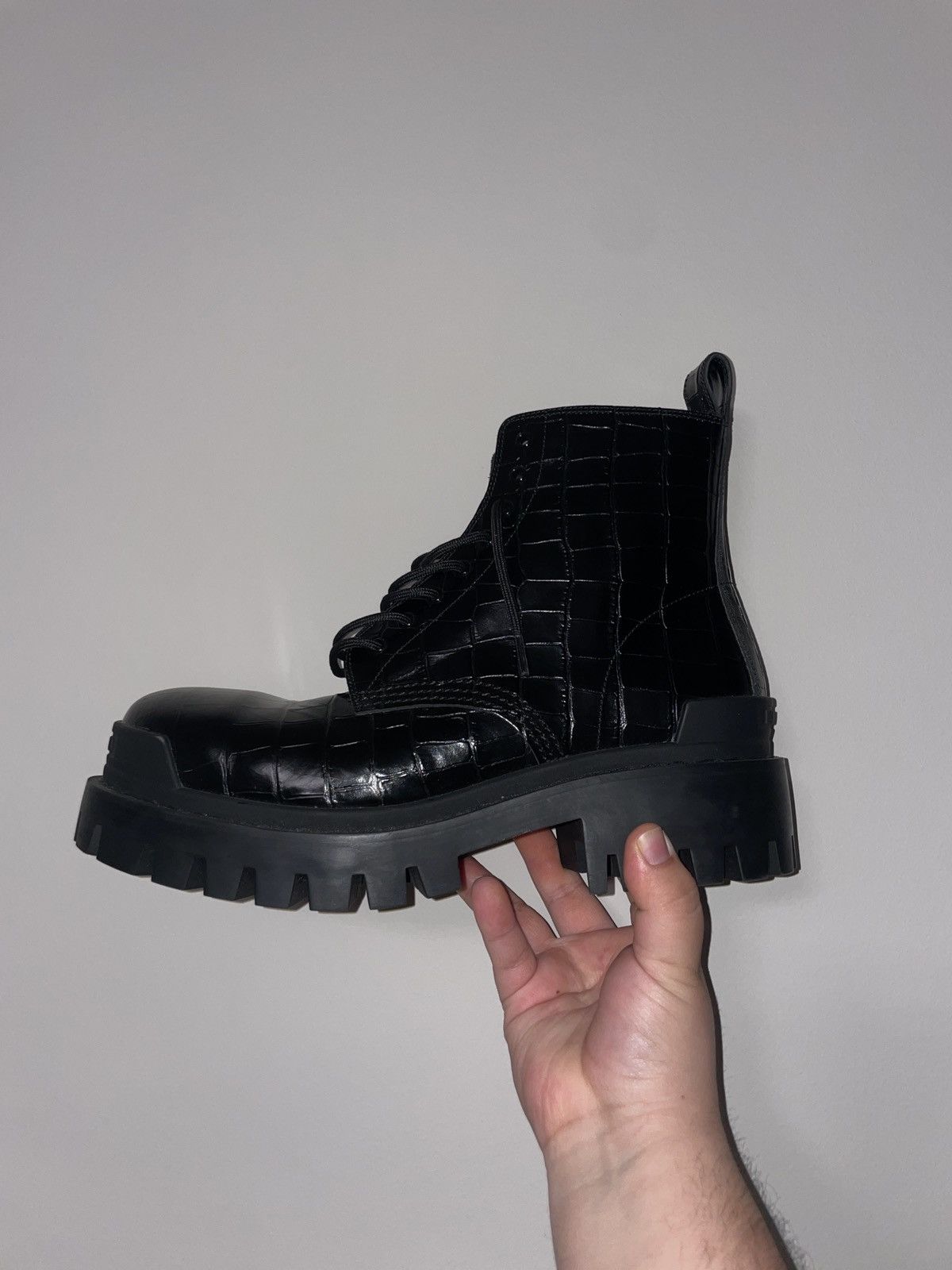 Balenciaga Balenciaga Striker Boot Size US 7 / EU 40 - 1 Thumbnail
