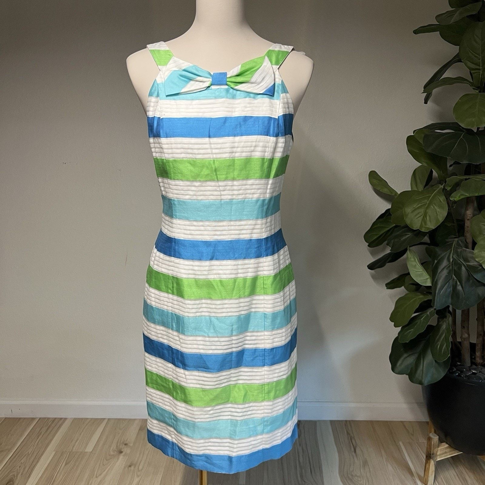 Lilly Pulitzer $288 Lilly Pulitzer (6) Silk Henley Mod Stripe Sheath Dress Size M / US 6-8 / IT 42-44 - 2 Thumbnail
