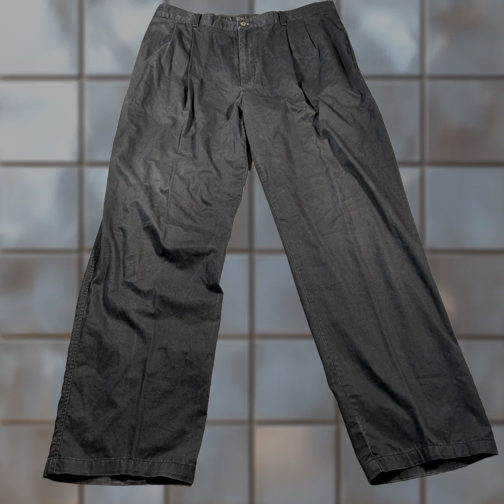 Reebok Vintage Reebok Greg Norman Chino Pants Mens 40 Black Pleated Wide-Leg Slim? (37x32) - Cotton Pants, Regular Fit, Classic Outdoor Mens Size US 40 / EU 56 - 1 Thumbnail