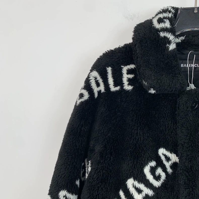 Balenciaga Balenciaga size 44 Black logo bullet screen full-print plu Size L / US 10 / IT 46 - 3 Thumbnail
