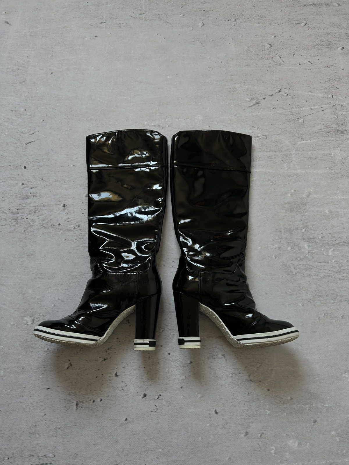 Dolce & Gabbana 💥RARE Vintage Dolce & Gabbana Patent Leather Boots Black💥 Size US 8 / IT 38 - 6 Thumbnail