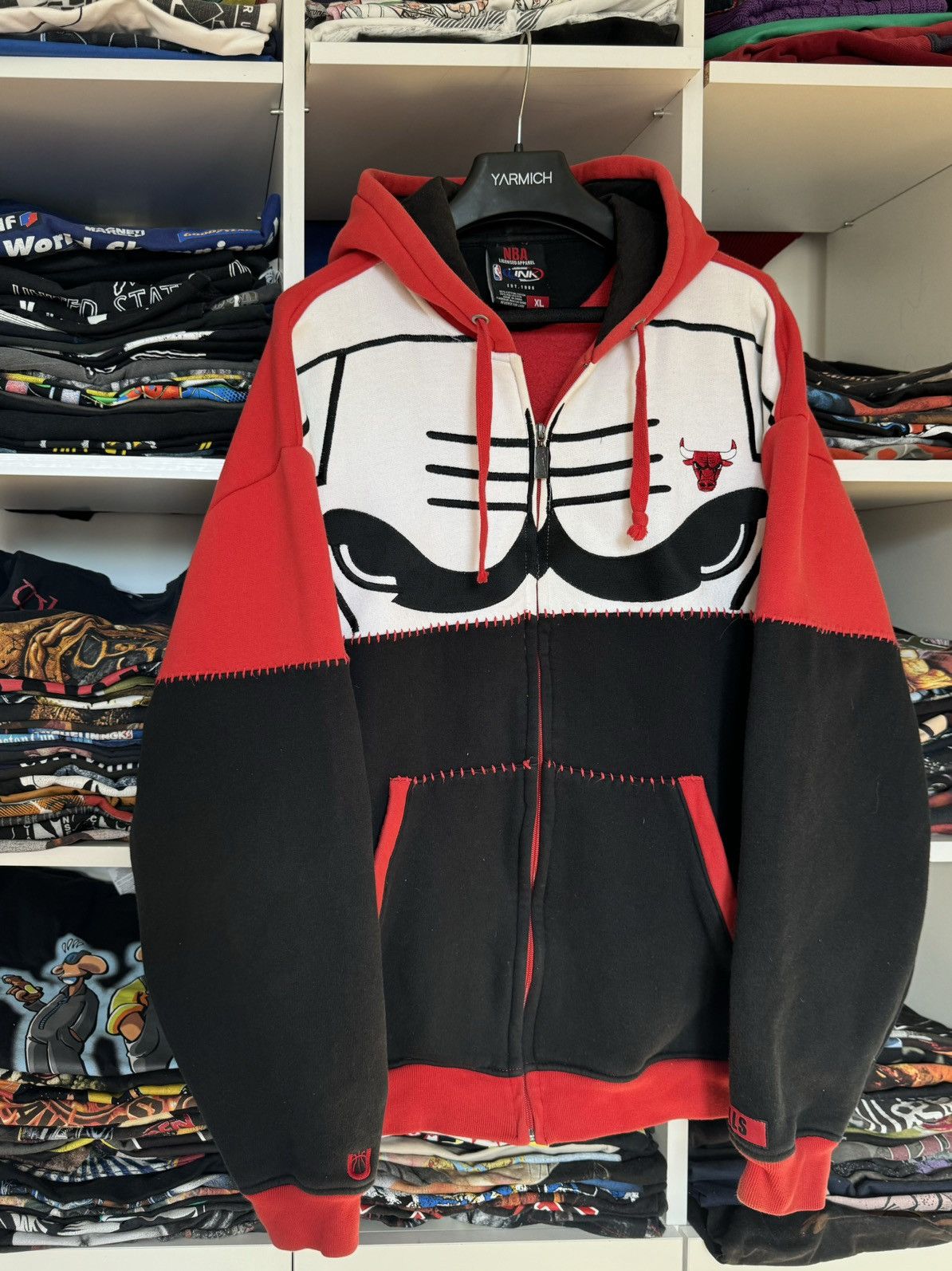 NBA Vintage Chicago Buls Embroidered Sewn Hoodie Size US XL / EU 56 / 4 - 2 Thumbnail