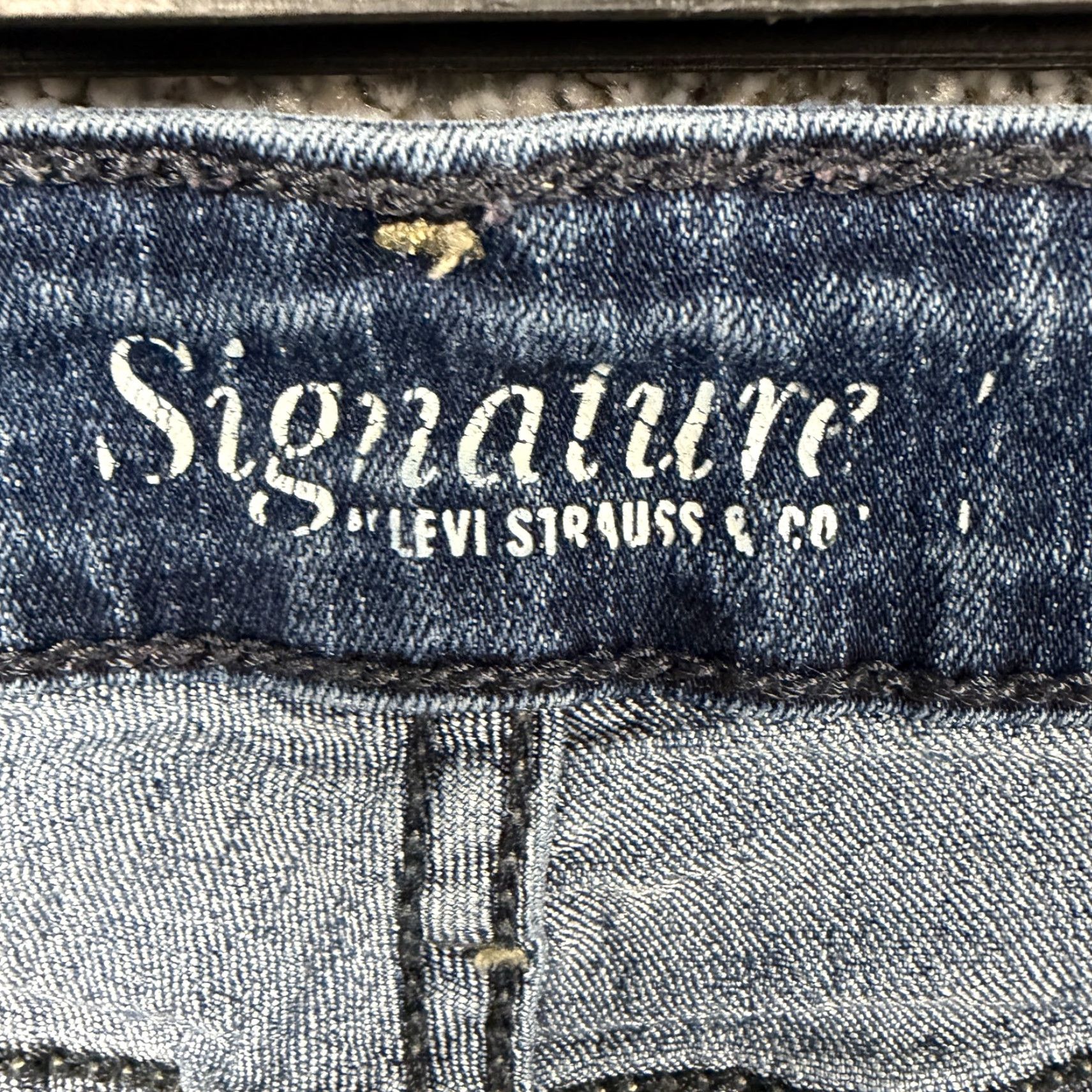 Vintage Levis Modern Slim Jeans Womens 12S 31x25 Blue Stretch Straight Denim Indie Size 34" / US 12 / IT 48 - 7 Thumbnail