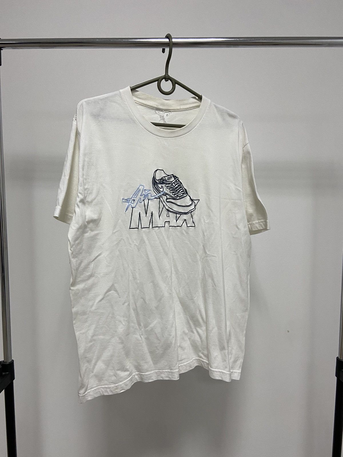 Nike × Vintage Nike Air Max T Shirt Vintage Big Logo Print SB Y2K Size US L / EU 52-54 / 3 - 1 Thumbnail