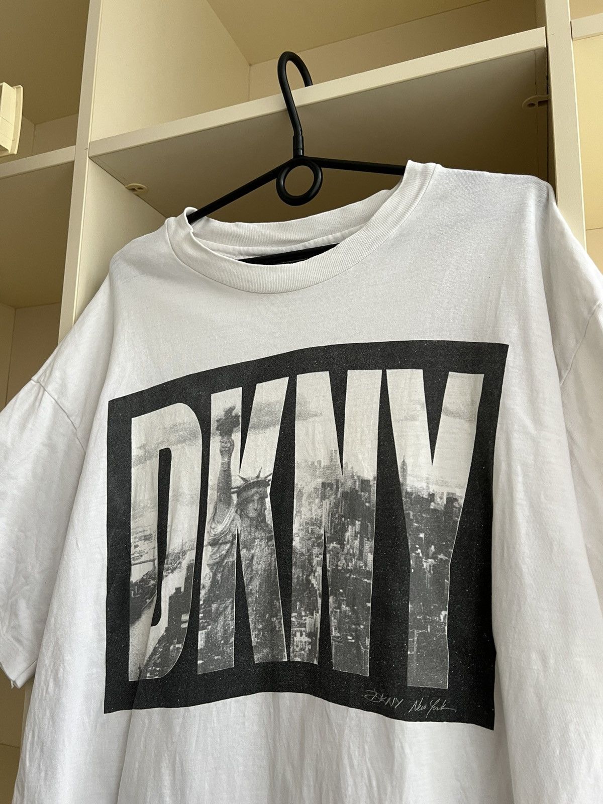 DKNY Vintage DKNY T-Shirt Tee New York Made in USA Size US XL / EU 56 / 4 - 4 Thumbnail