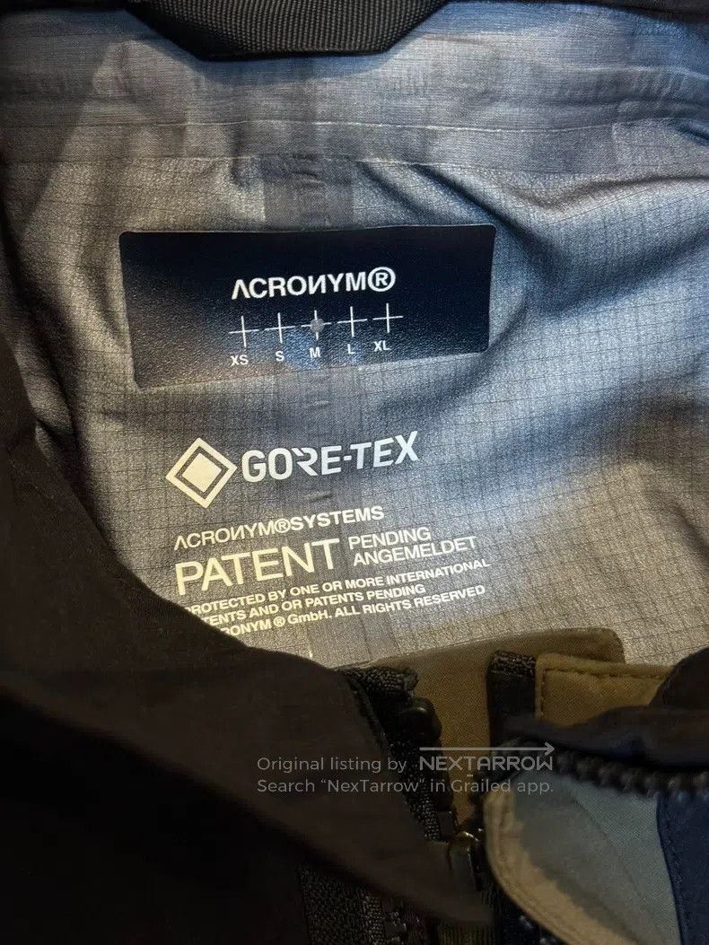 Acronym Acronym Charge coat Size US M / EU 48-50 / 2 - 3 Thumbnail