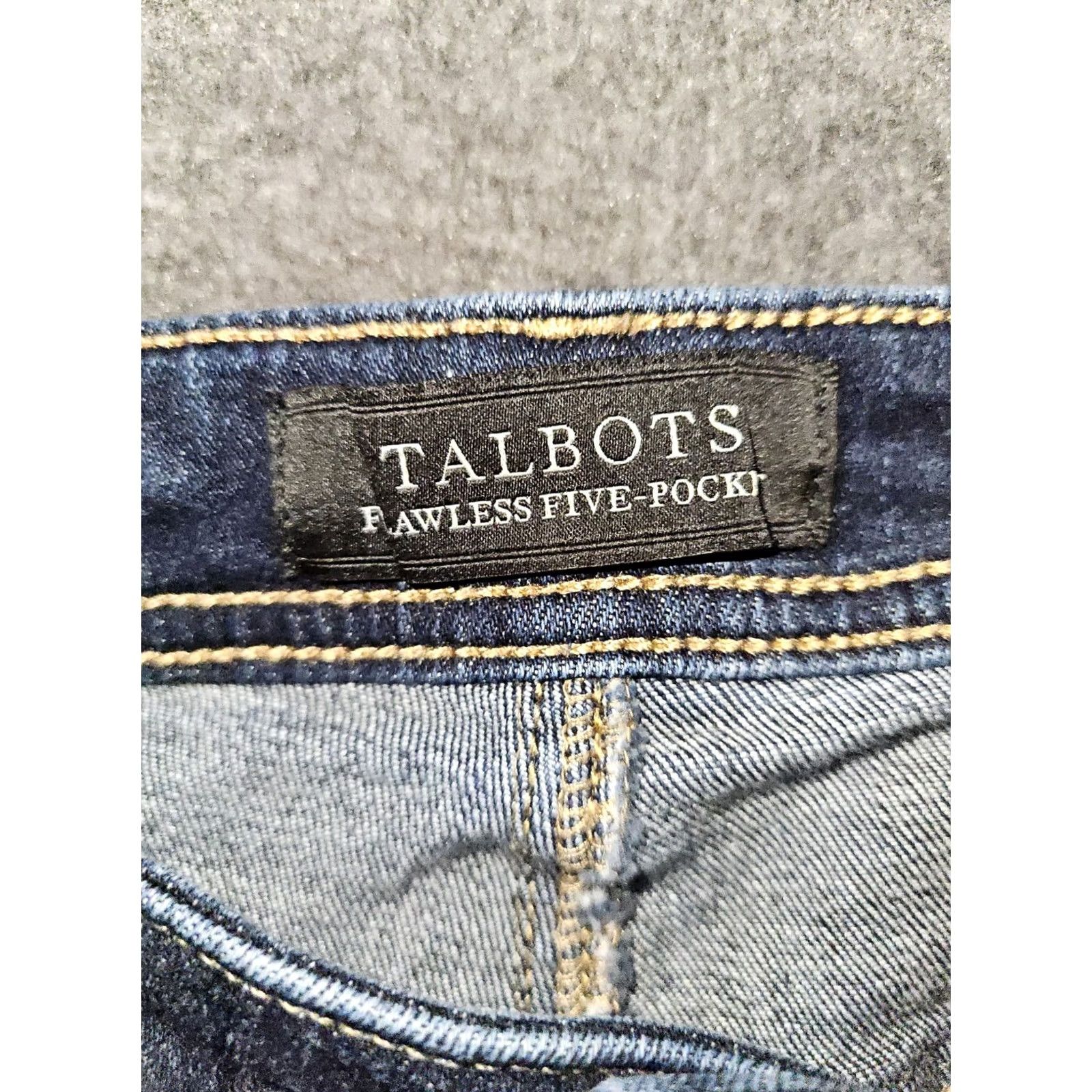 Talbots Talbots Jeans Women's 12 Barely Boot High Waist Blue 5-Pocket Denim City Preppy Jeans Bootscut Womens Regular 28.5in Inseam Size 34" / US 12 / IT 48 - 2 Thumbnail