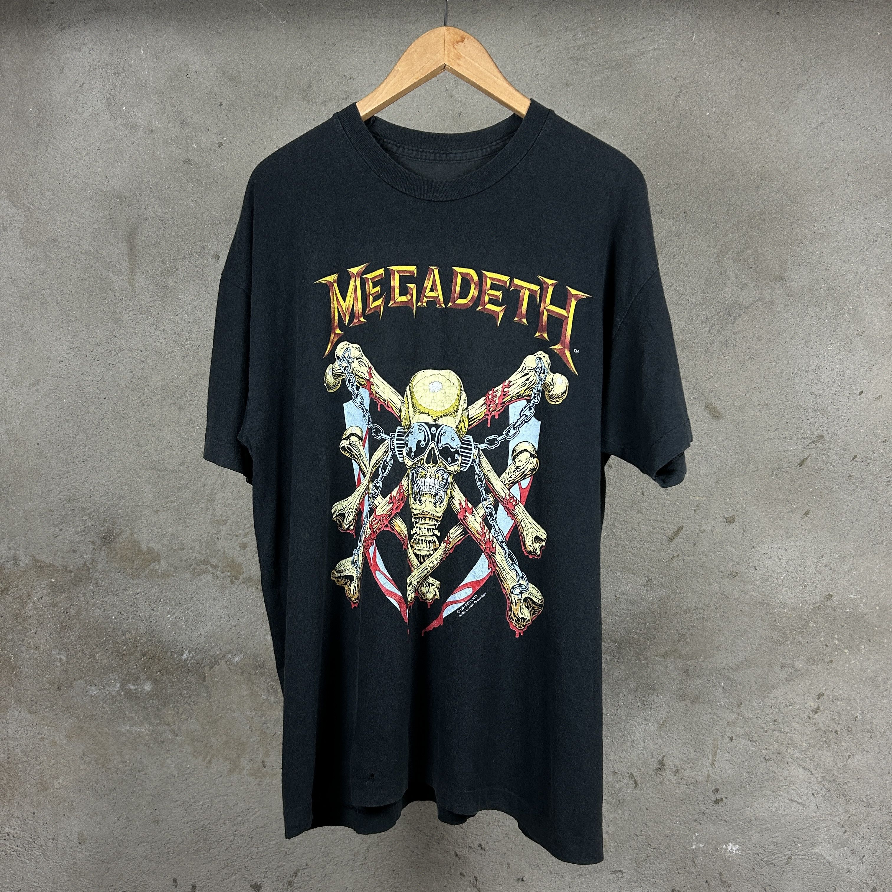 image of Vintage 1991 Megadeth T-Shirt in Black, Men's (Size XL)