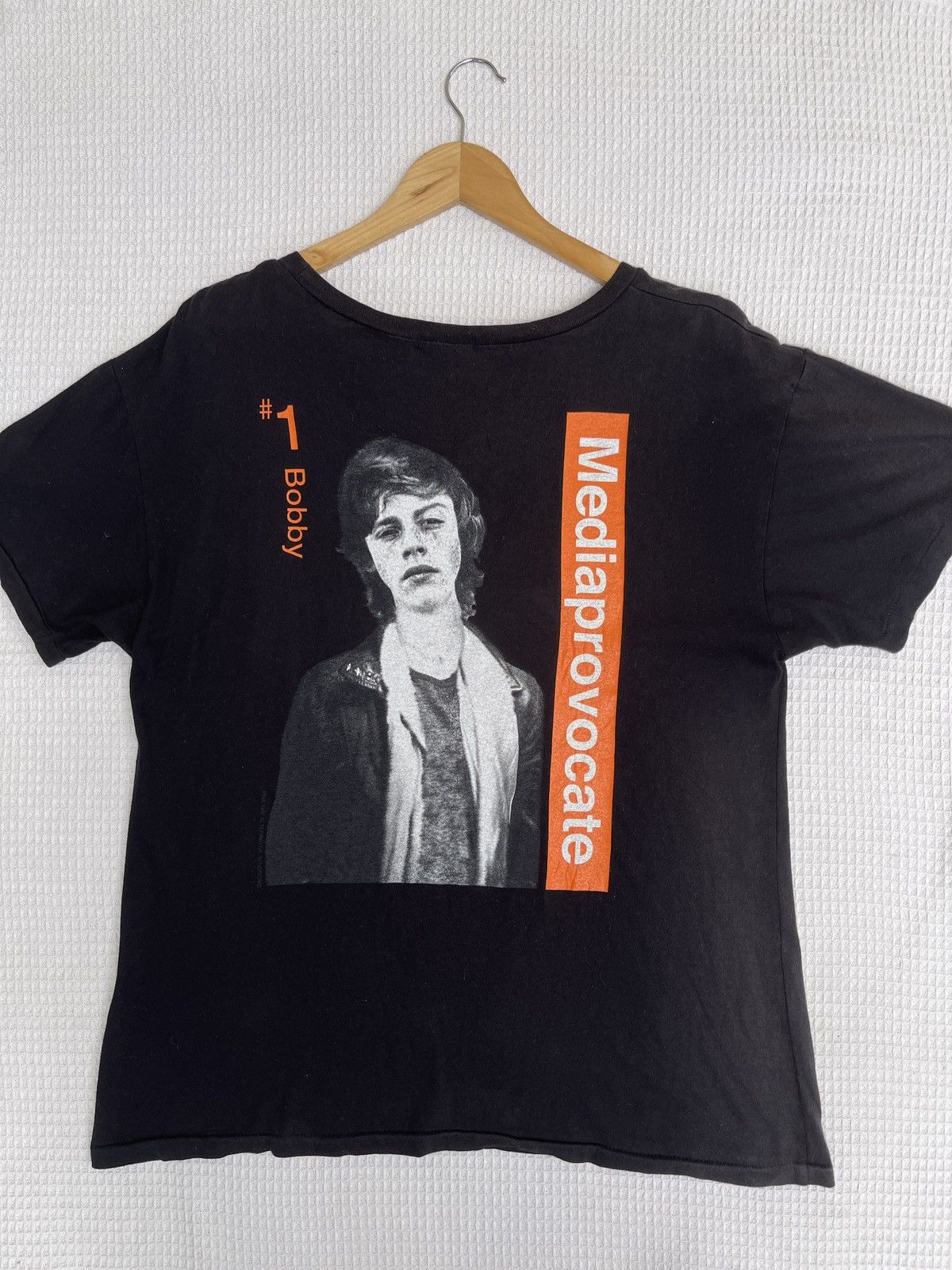Vintage Rare🔥RNA INC Mediaprovocate inspired Trainspotting Tee Size US L / EU 52-54 / 3 - 12 Thumbnail