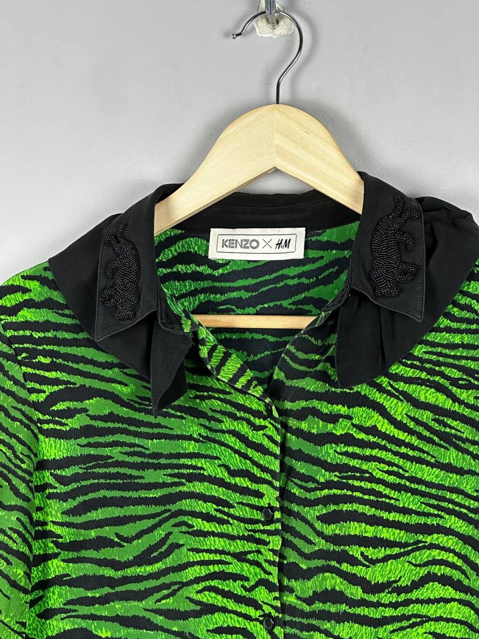 H&M × Kenzo Kenzo x HM Tiger Print Green Blouse Size XS / US 0-2 / IT 36-38 - 4 Thumbnail