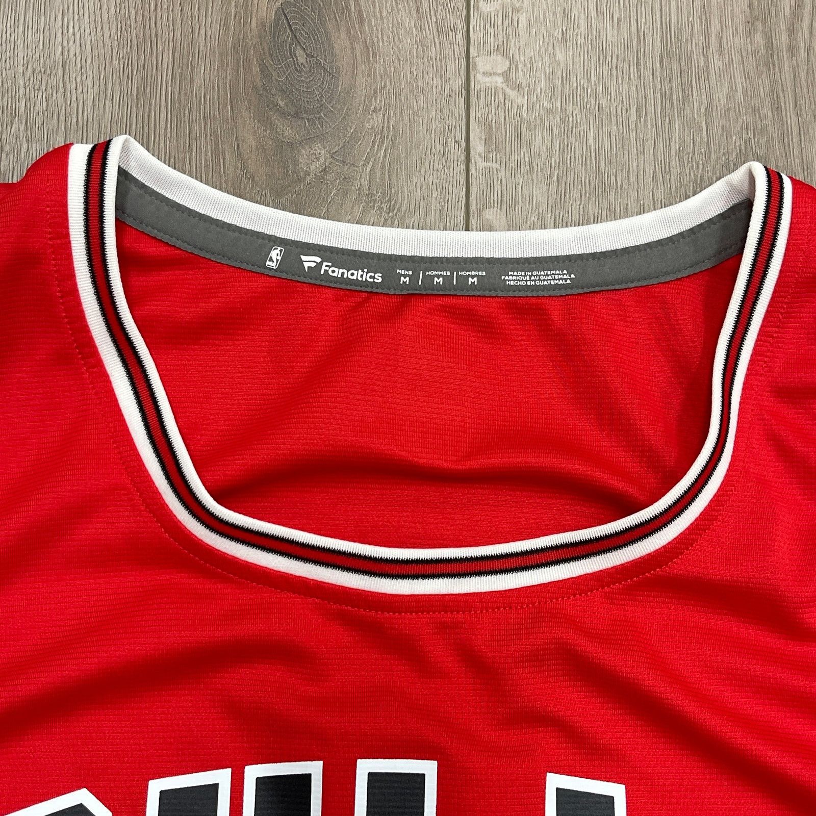 NBA Nike DeMar DeRozan Chicago Bulls Icon Edition jersey size M Size US M / EU 48-50 / 2 - 2 Thumbnail