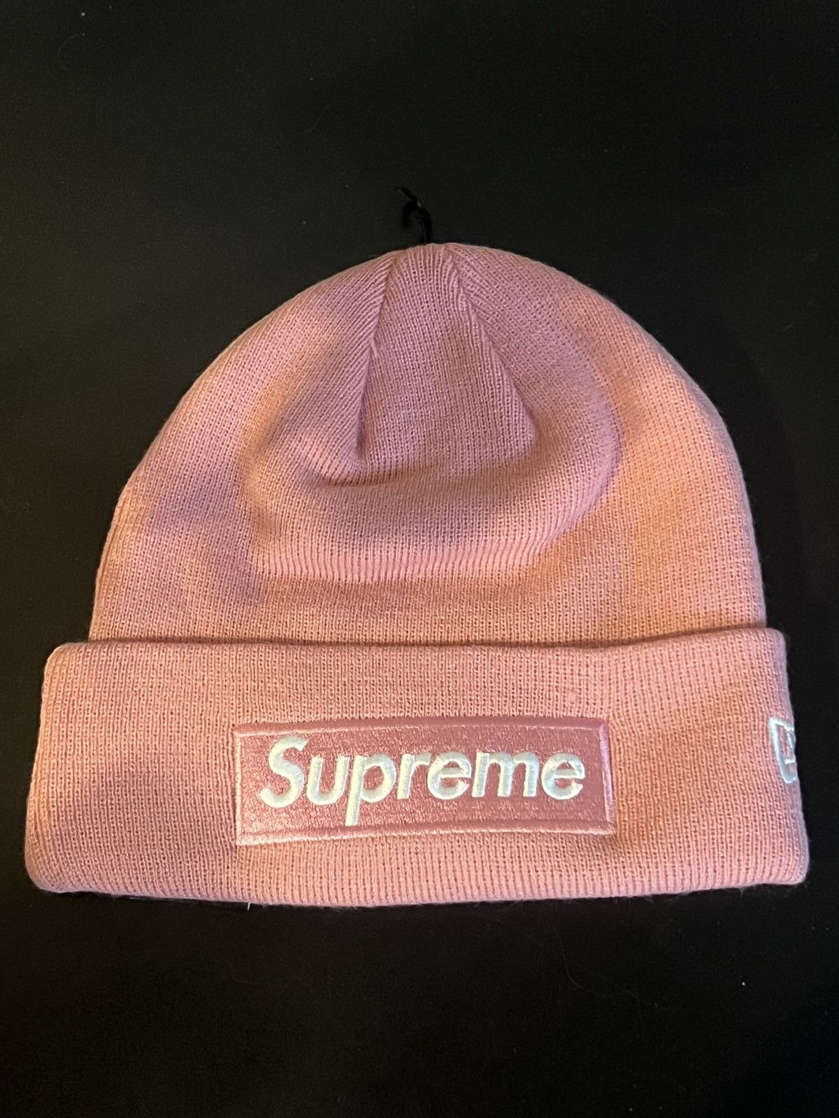 Supreme New Era Box Logo Beanie ピンク Supreme New York Yankees New Era Box Logo Beanie Pink - FW21