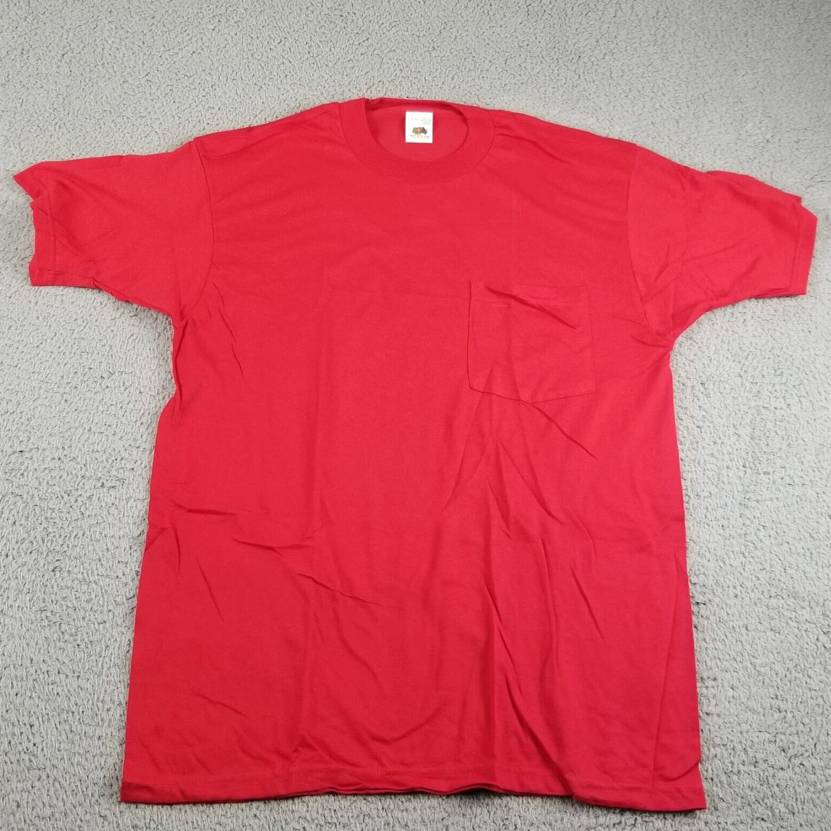 Fruit Of The Loom VINTAGE Fruit of the Loom T-Shirt Adult Large Red Pocket 90s Grunge 1994 USA Mens Size US L / EU 52-54 / 3 - 2 Thumbnail