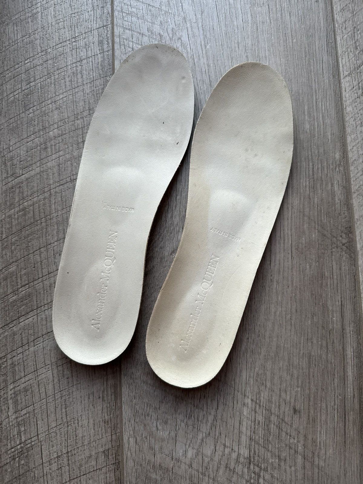 Alexander McQueen Alexander McQueen Oversized Leather White Sneakers Size US 7.5 / EU 40-41 - 20 Thumbnail