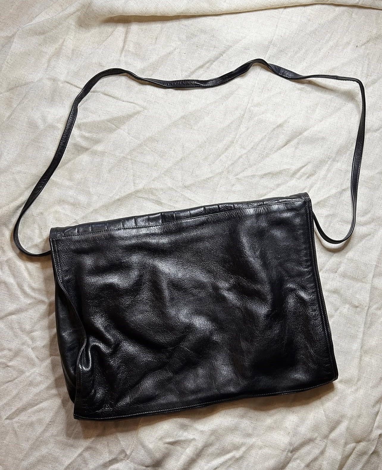 Vintage Black Leather messenger bag Size ONE SIZE - 4 Thumbnail
