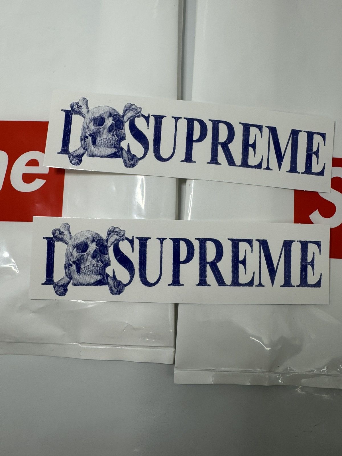 Supreme Supreme Skull tee Sticker Set of 2 Size ONE SIZE - 1 Preview