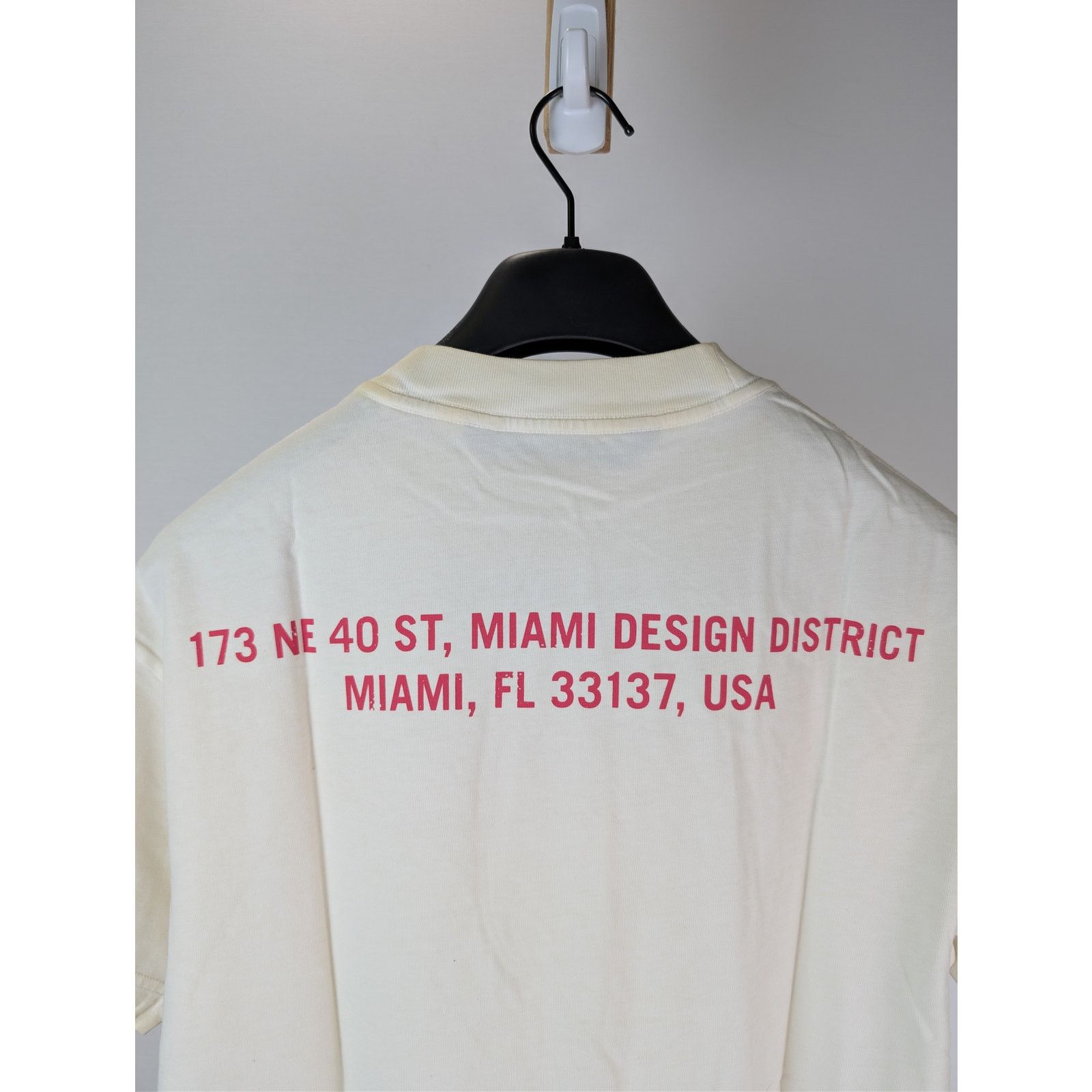 Palm Angels o1rshd1 Dos Miami T-Shirt in Off White / Fuch Size US S / EU 44-46 / 1 - 16 Thumbnail